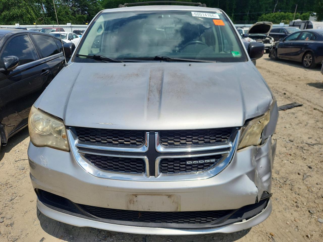 2011 Dodge Grand Caravan Express Silver vin: 2D4RN4DG6BR618815