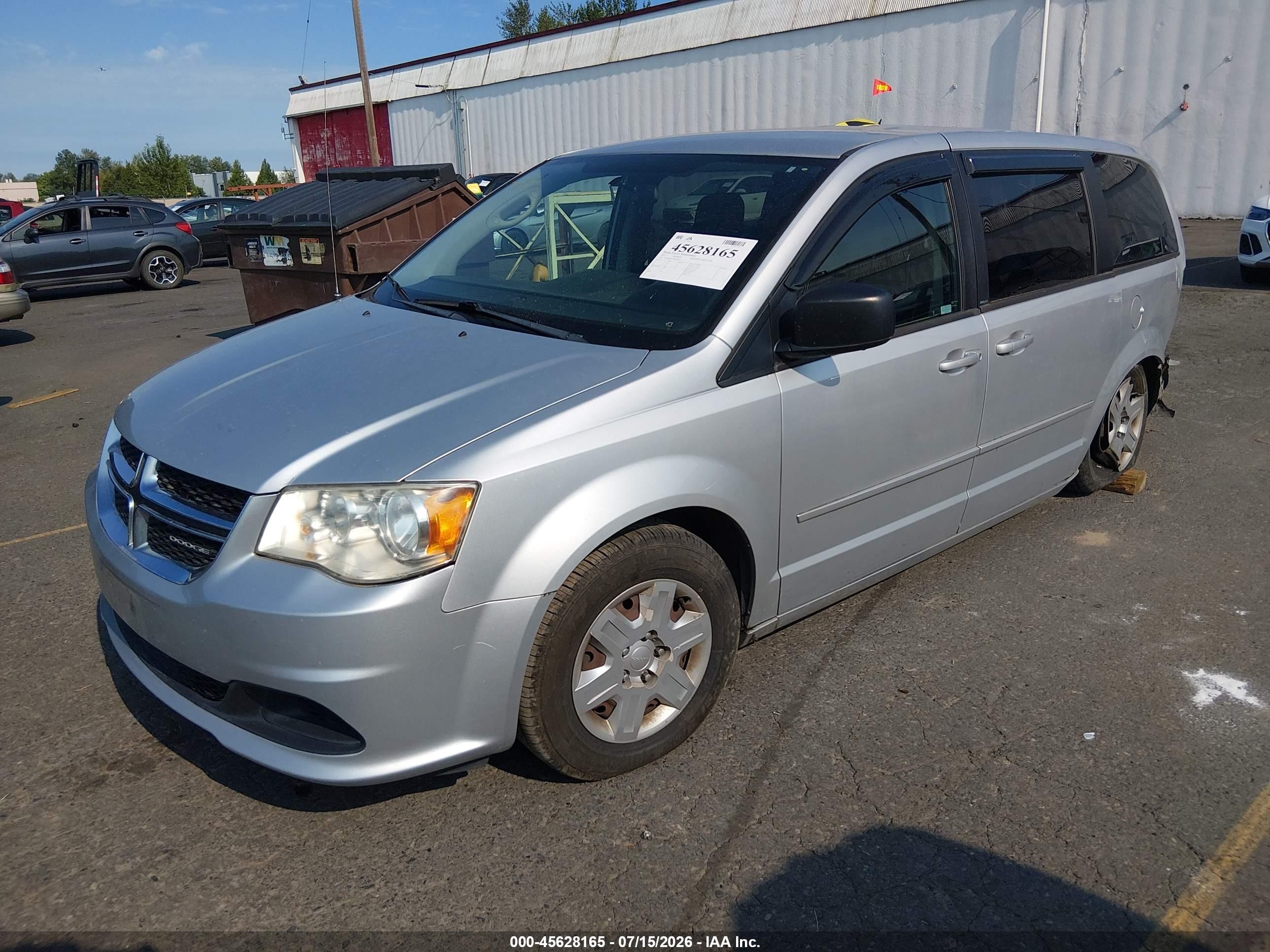 2011 Dodge Grand Caravan Express Silver vin: 2D4RN4DG7BR700357