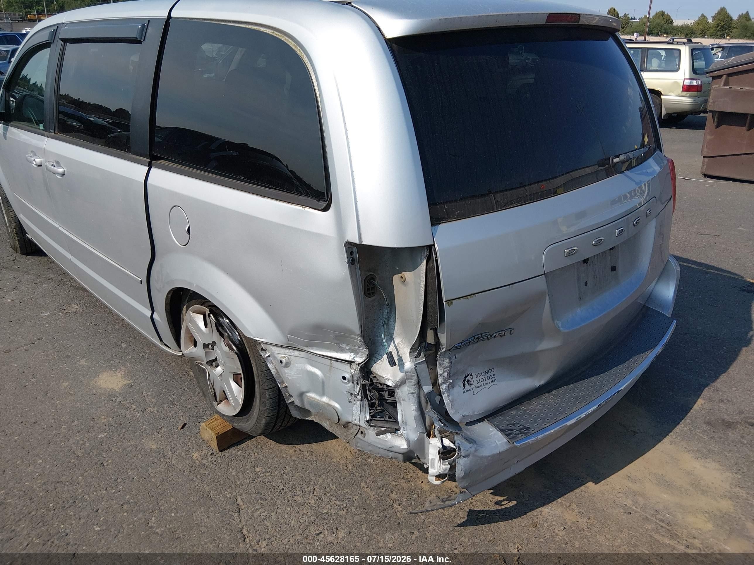 2011 Dodge Grand Caravan Express Silver vin: 2D4RN4DG7BR700357