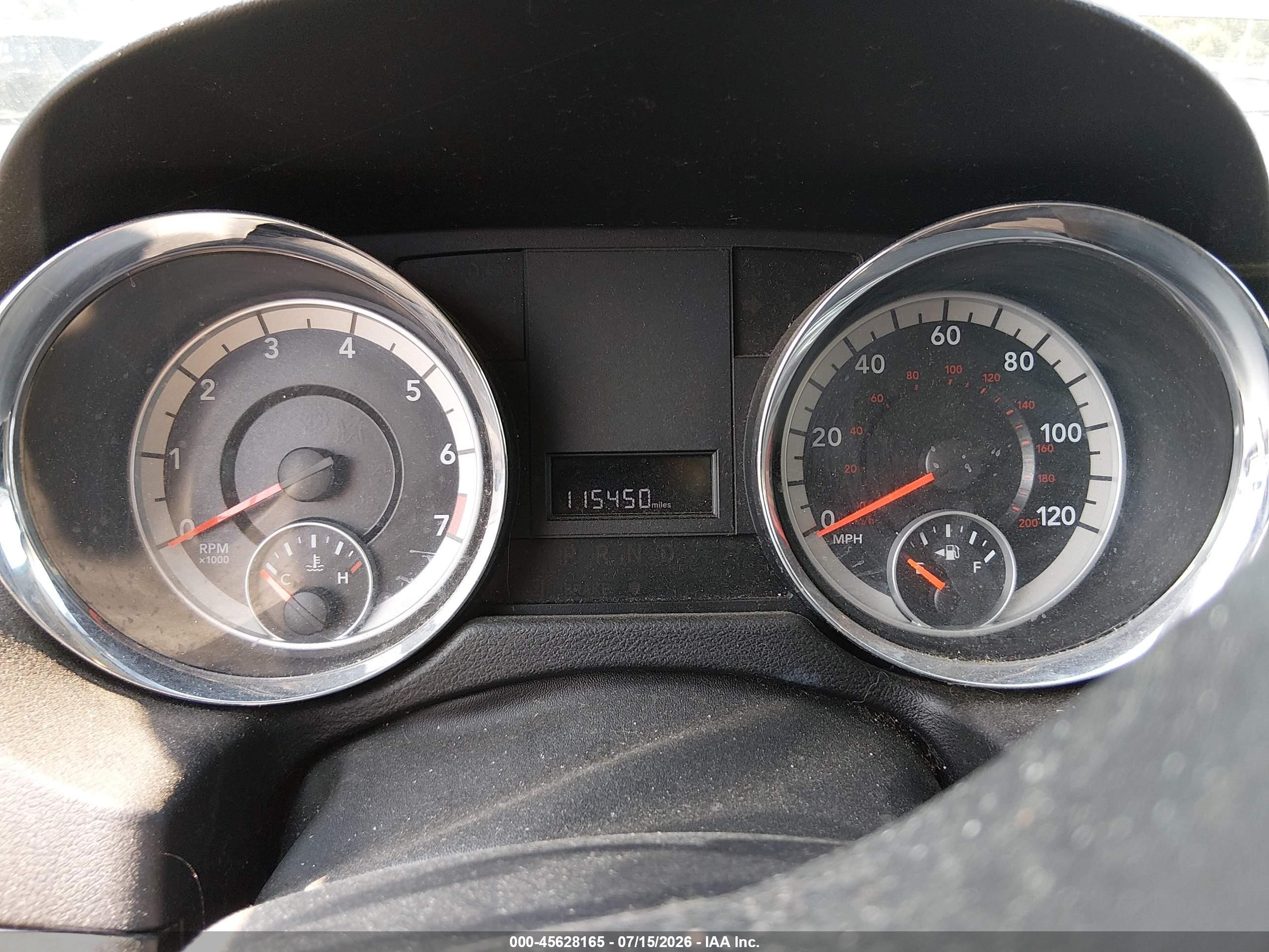 2011 Dodge Grand Caravan Express Silver vin: 2D4RN4DG7BR700357