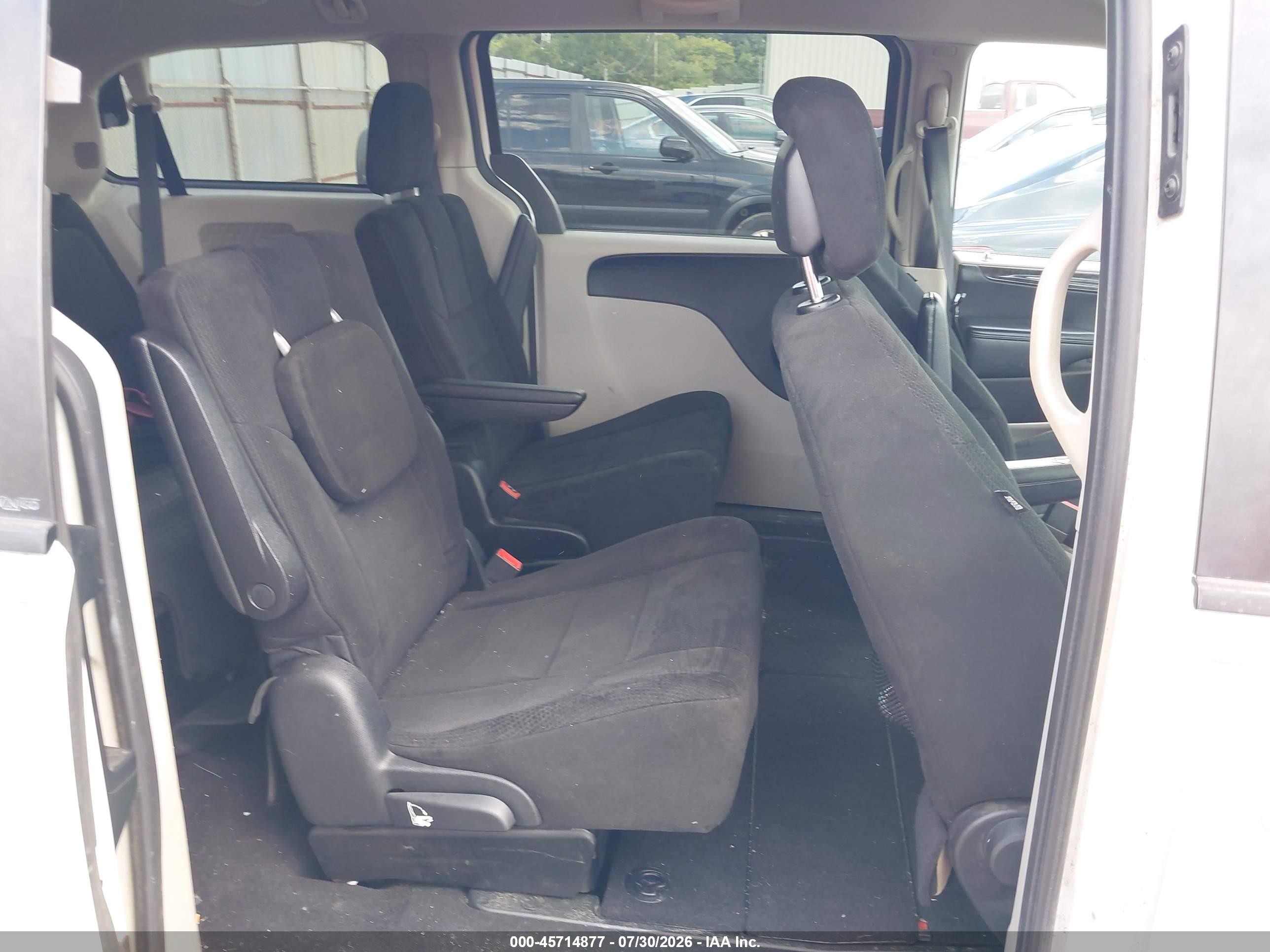 2011 Dodge Grand Caravan Express White vin: 2D4RN4DG7BR769422