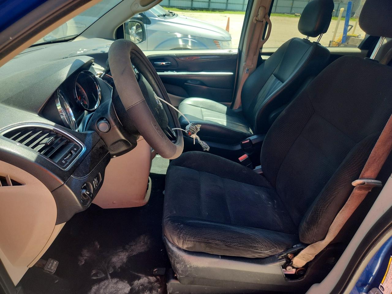 2011 Dodge Grand Caravan Express Blue vin: 2D4RN4DG8BR602938