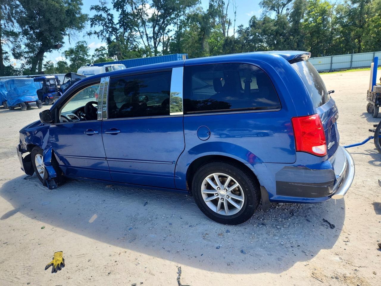 2011 Dodge Grand Caravan Express Blue vin: 2D4RN4DG8BR602938