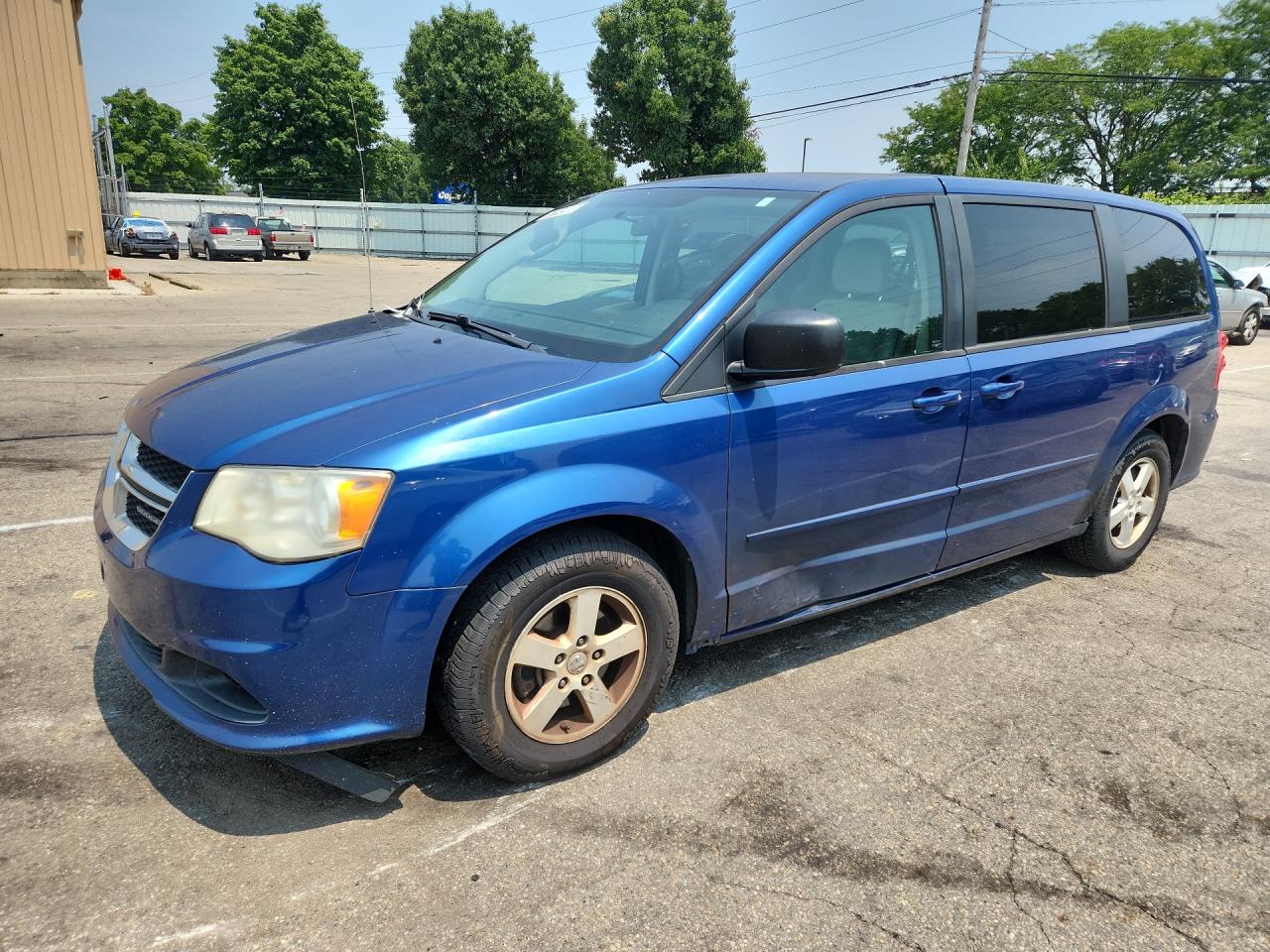 2011 Dodge Grand Caravan Express Blue vin: 2D4RN4DG8BR720553 Damage: Left Front Door, Severe Damage, Replacement Required