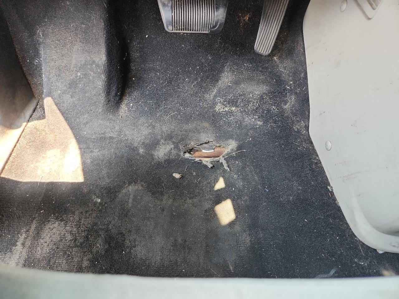 2011 Dodge Grand Caravan Express Blue vin: 2D4RN4DG8BR720553 Damage: Left Front Carpet, Torn, 1 To 2 Inches
