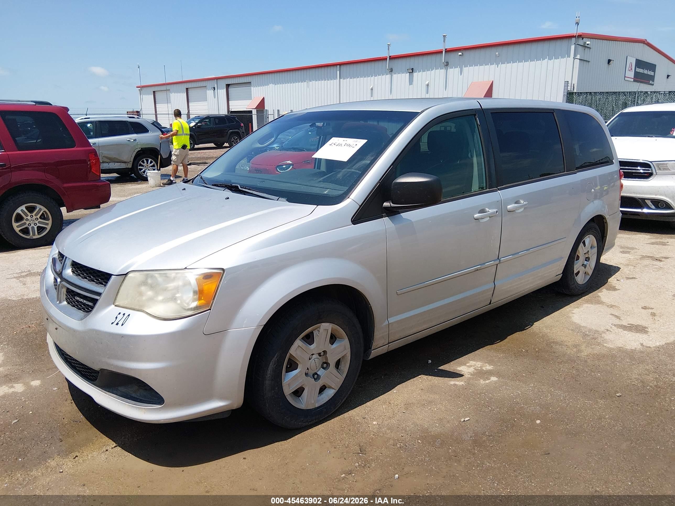 2011 Dodge Grand Caravan Express Silver vin: 2D4RN4DG8BR773673