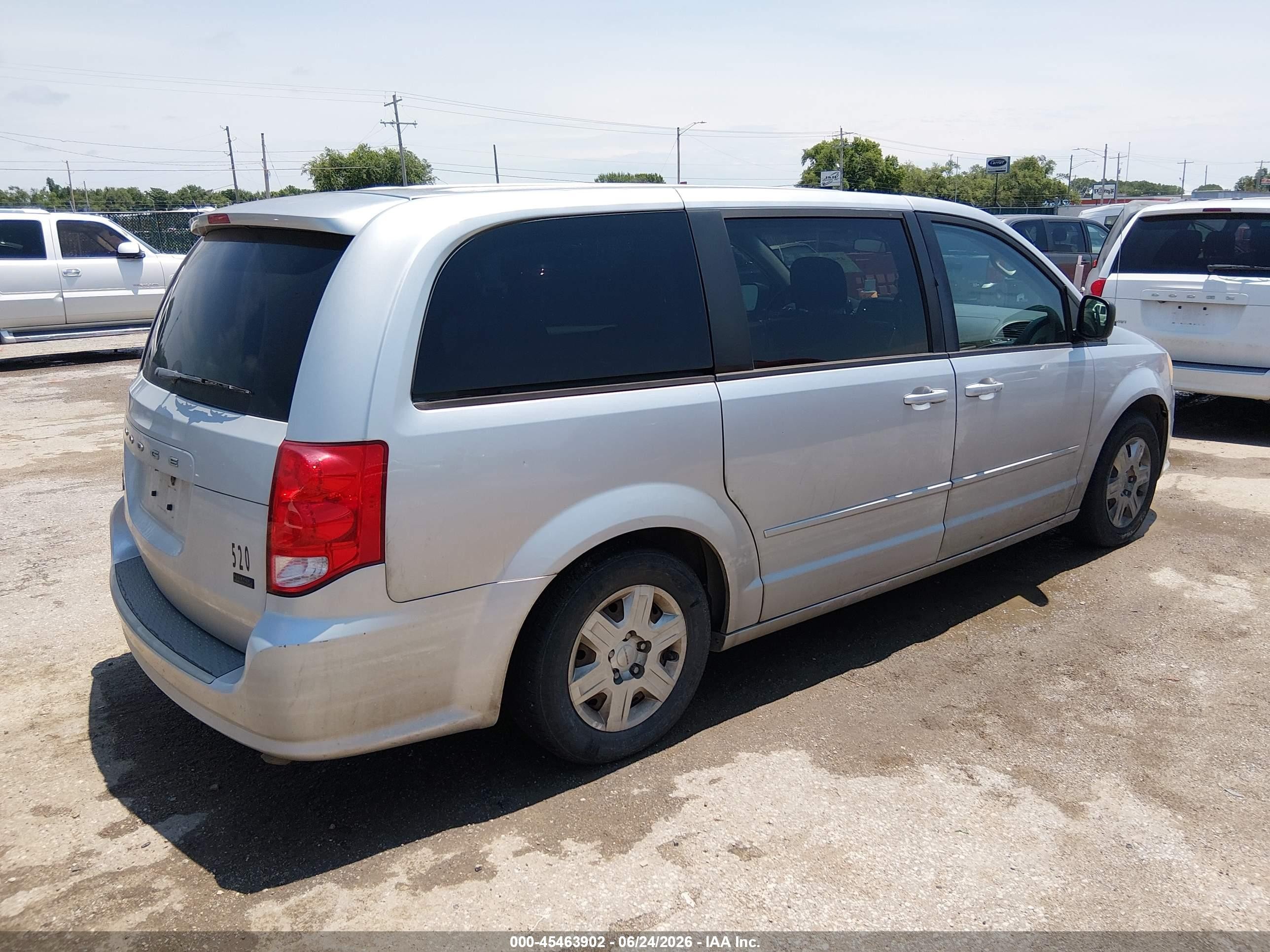 2011 Dodge Grand Caravan Express Silver vin: 2D4RN4DG8BR773673
