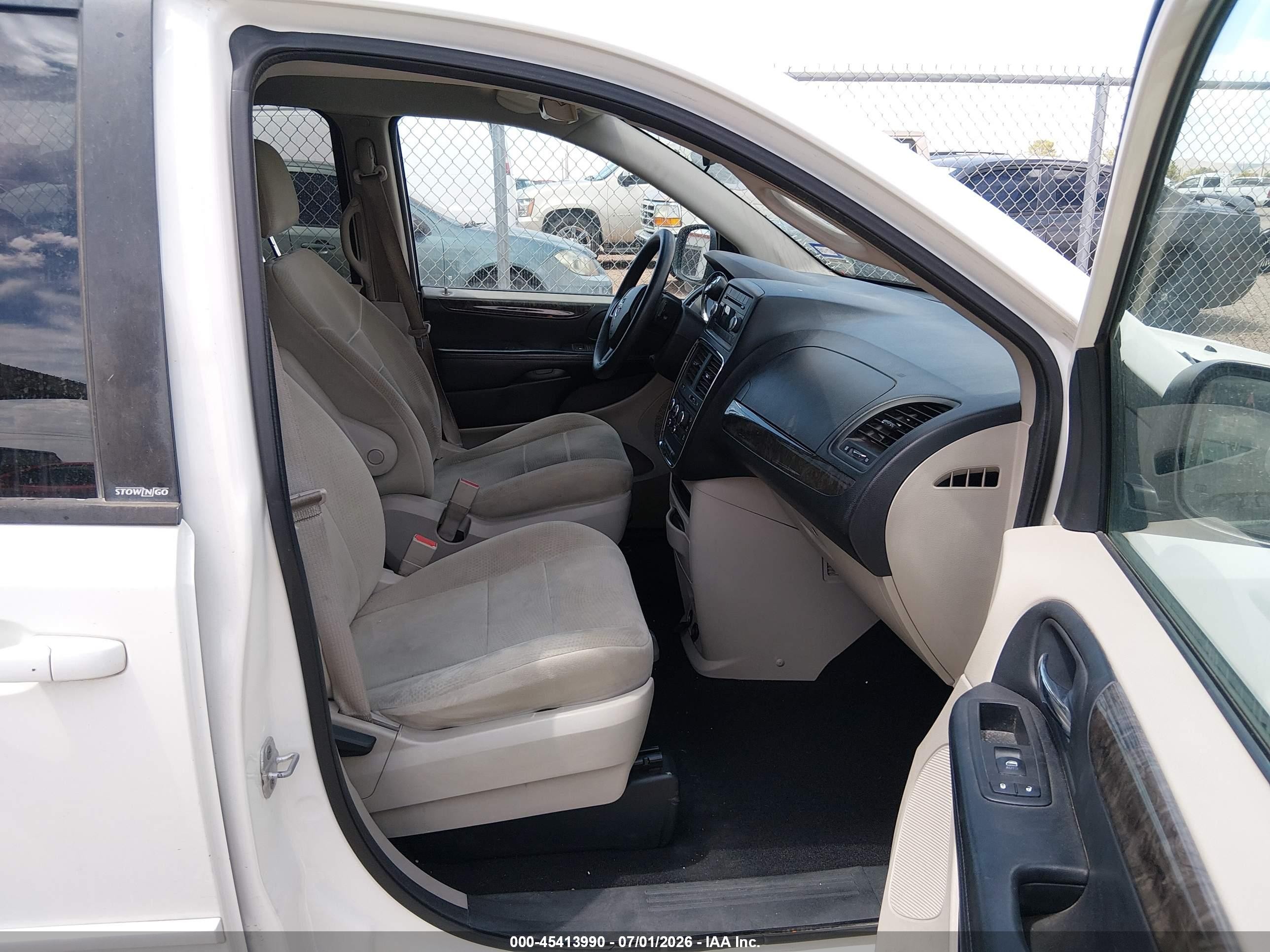 2011 Dodge Grand Caravan Express White vin: 2D4RN4DG8BR792143