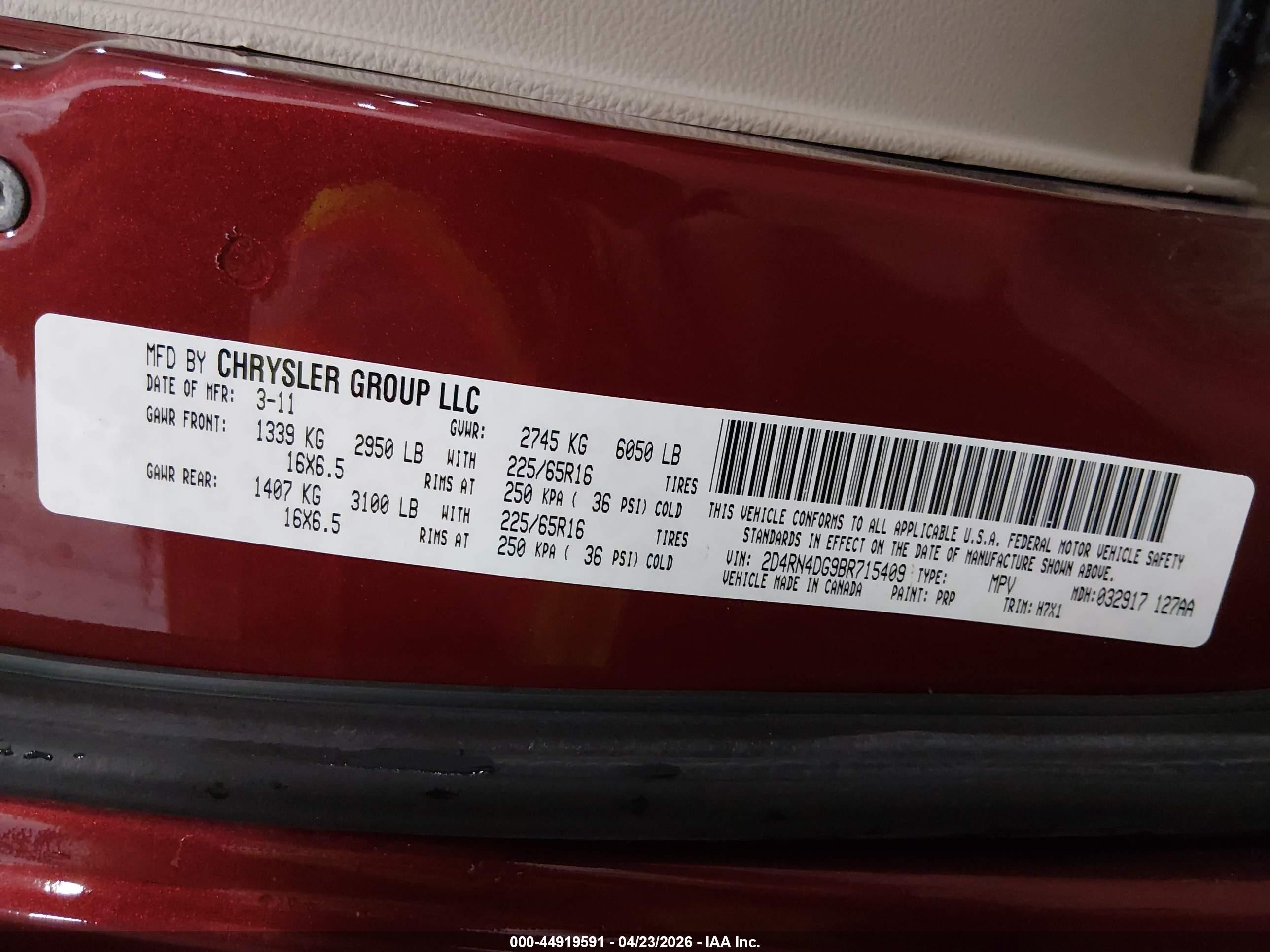 2011 Dodge Grand Caravan Express Red vin: 2D4RN4DG9BR715409