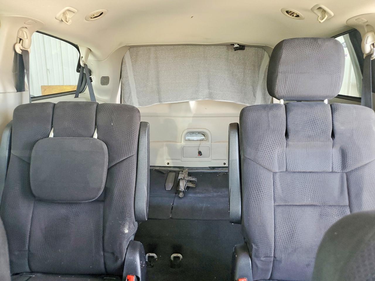 2011 Dodge Grand Caravan Express White vin: 2D4RN4DG9BR757403