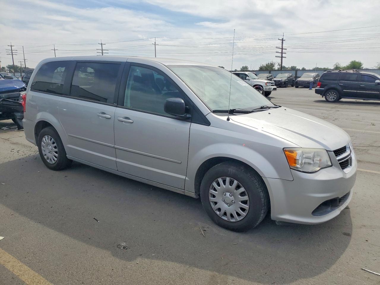 2011 Dodge Grand Caravan Express Silver vin: 2D4RN4DG9BR769051