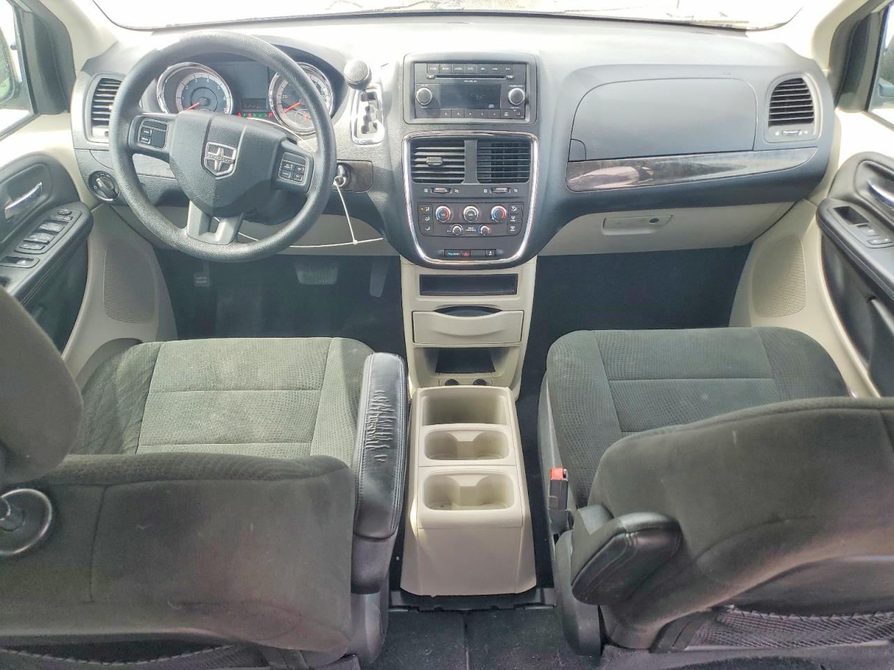 2011 Dodge Grand Caravan Express Silver vin: 2D4RN4DG9BR769051