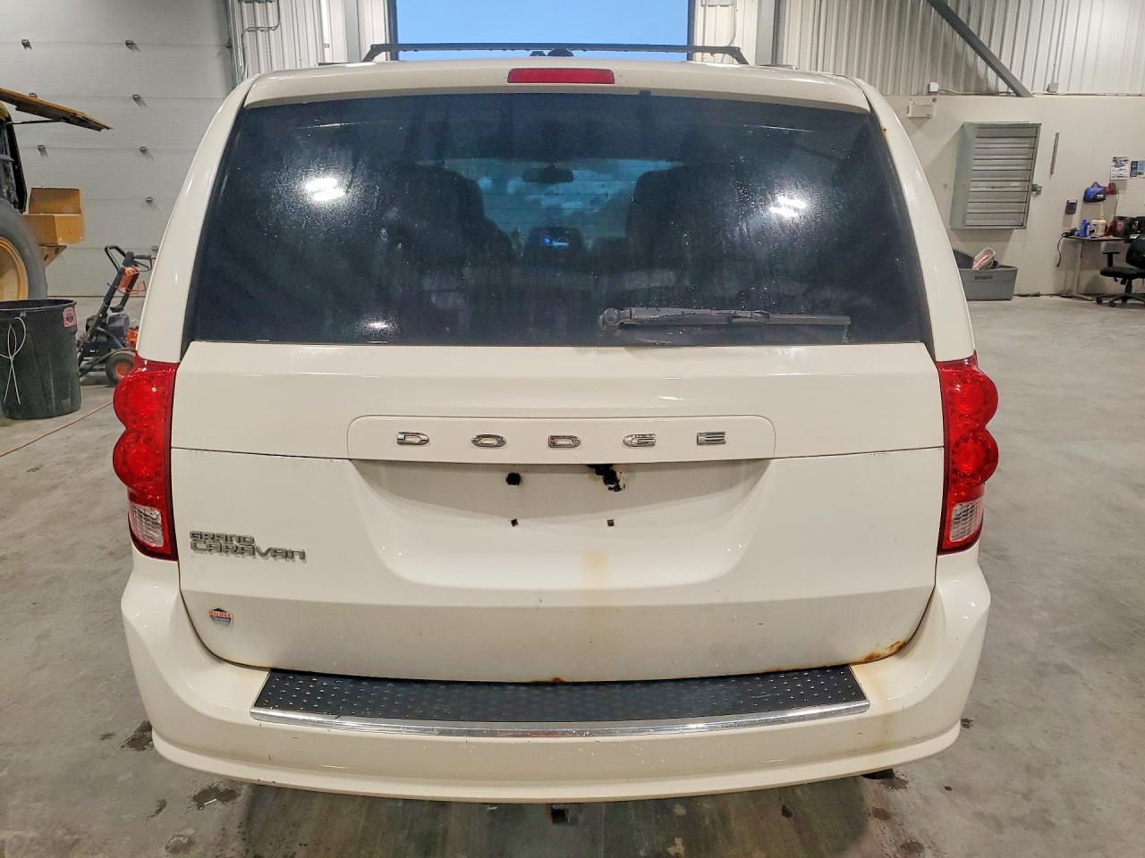 2011 Dodge Grand Caravan Express White vin: 2D4RN4DG9BR778221