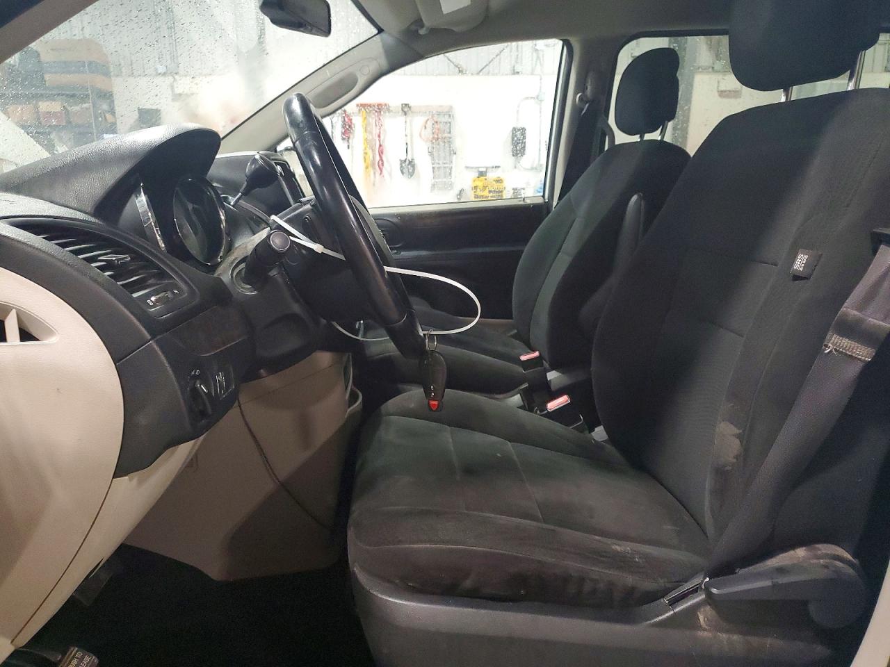 2011 Dodge Grand Caravan Express White vin: 2D4RN4DG9BR778221