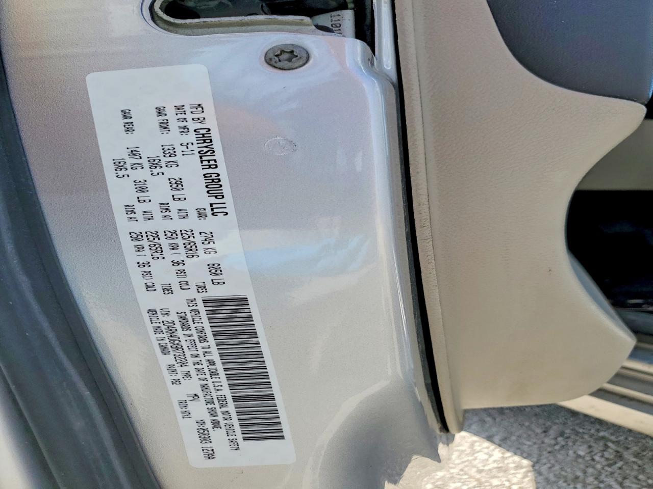 2011 Dodge Grand Caravan Express Silver vin: 2D4RN4DGXBR732204