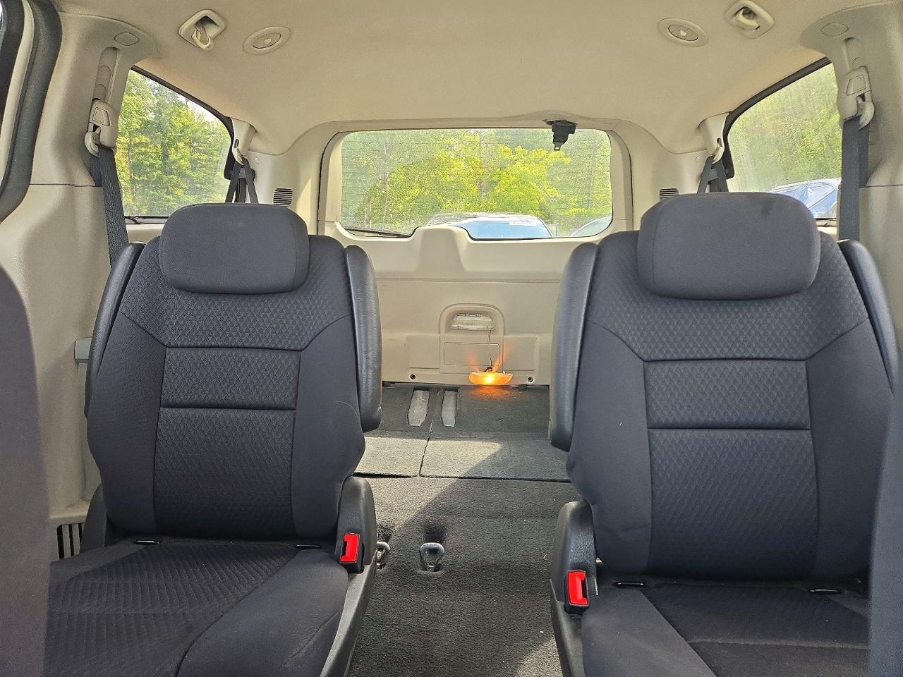 2010 Dodge Grand Caravan Se Белый vin: 2D4RN4DX7AR484931
