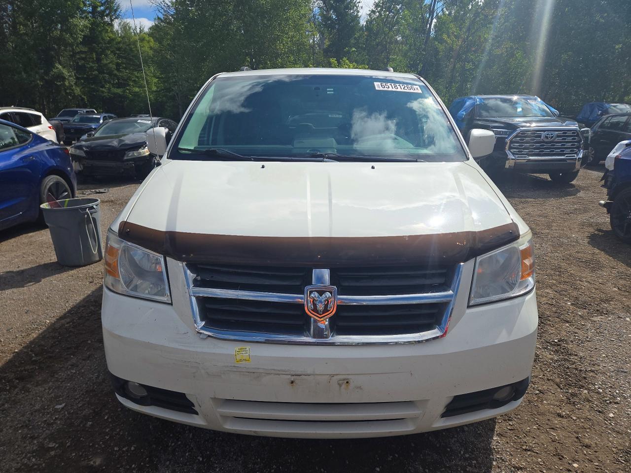 2010 Dodge Grand Caravan Se Белый vin: 2D4RN4DX7AR484931