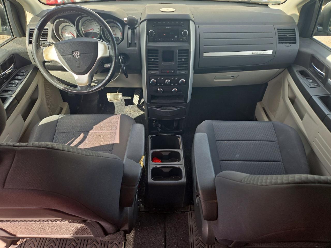 2010 Dodge Grand Caravan Se Белый vin: 2D4RN4DX7AR484931