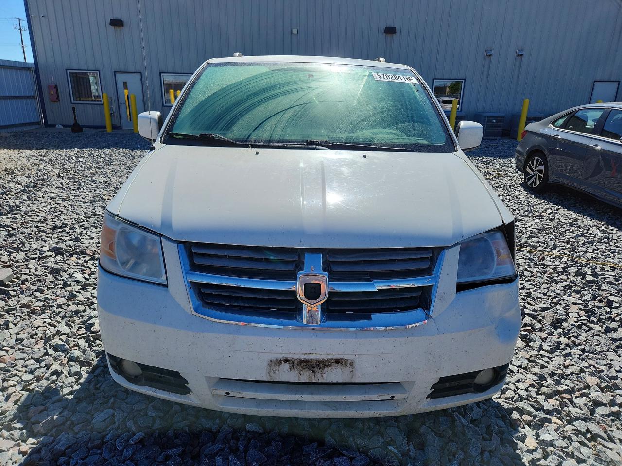 2010 Dodge Grand Caravan Sxt White vin: 2D4RN5D10AR107679