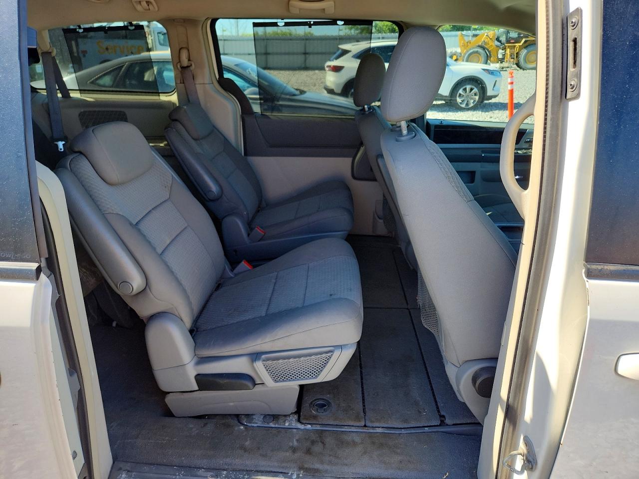 2010 Dodge Grand Caravan Sxt White vin: 2D4RN5D10AR107679