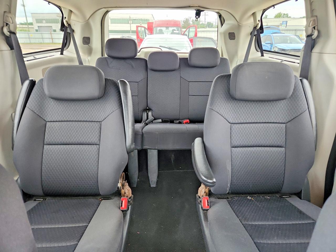 2010 Dodge Grand Caravan Sxt Black vin: 2D4RN5D10AR219611