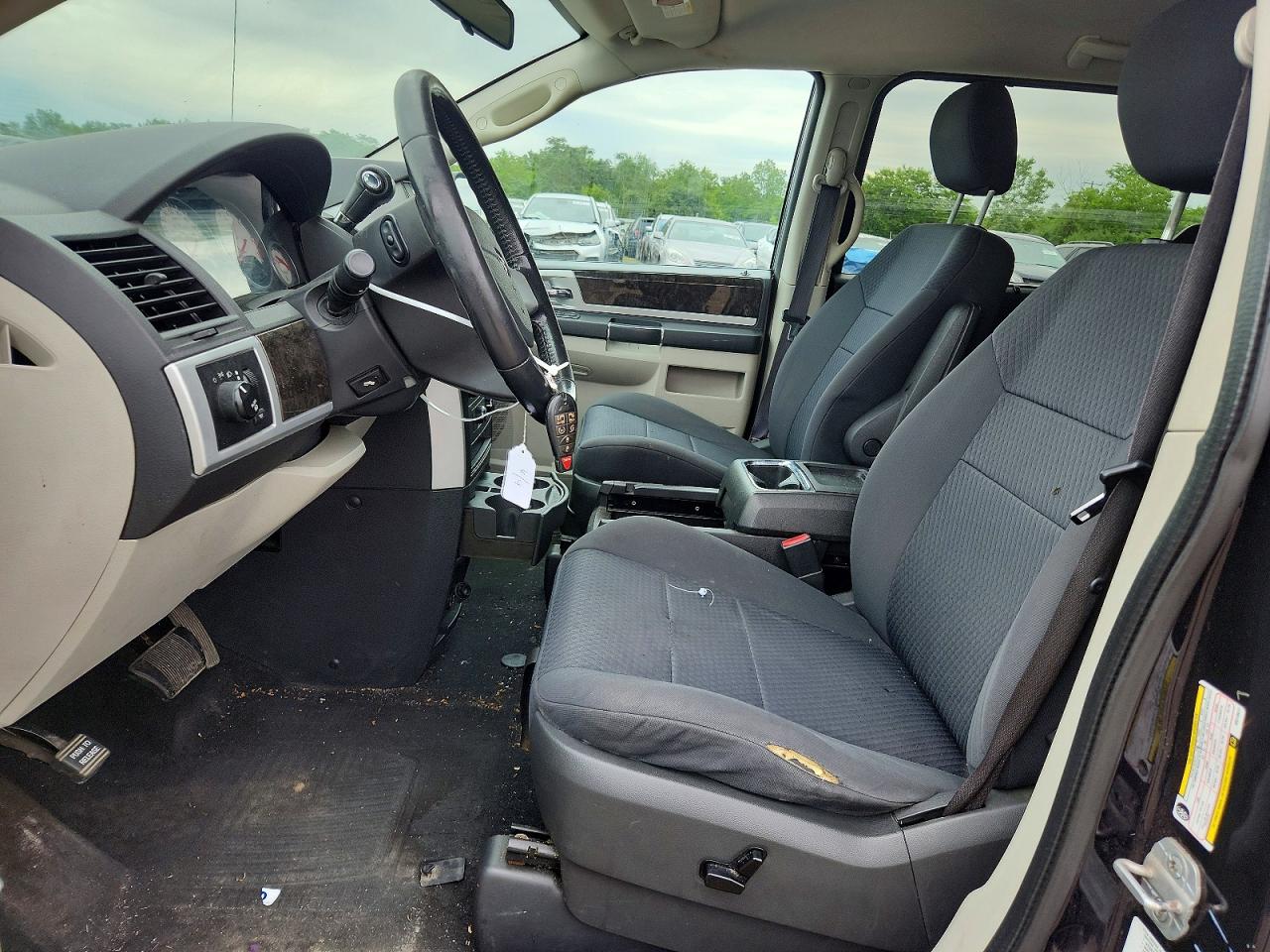 2010 Dodge Grand Caravan Sxt Black vin: 2D4RN5D10AR219611