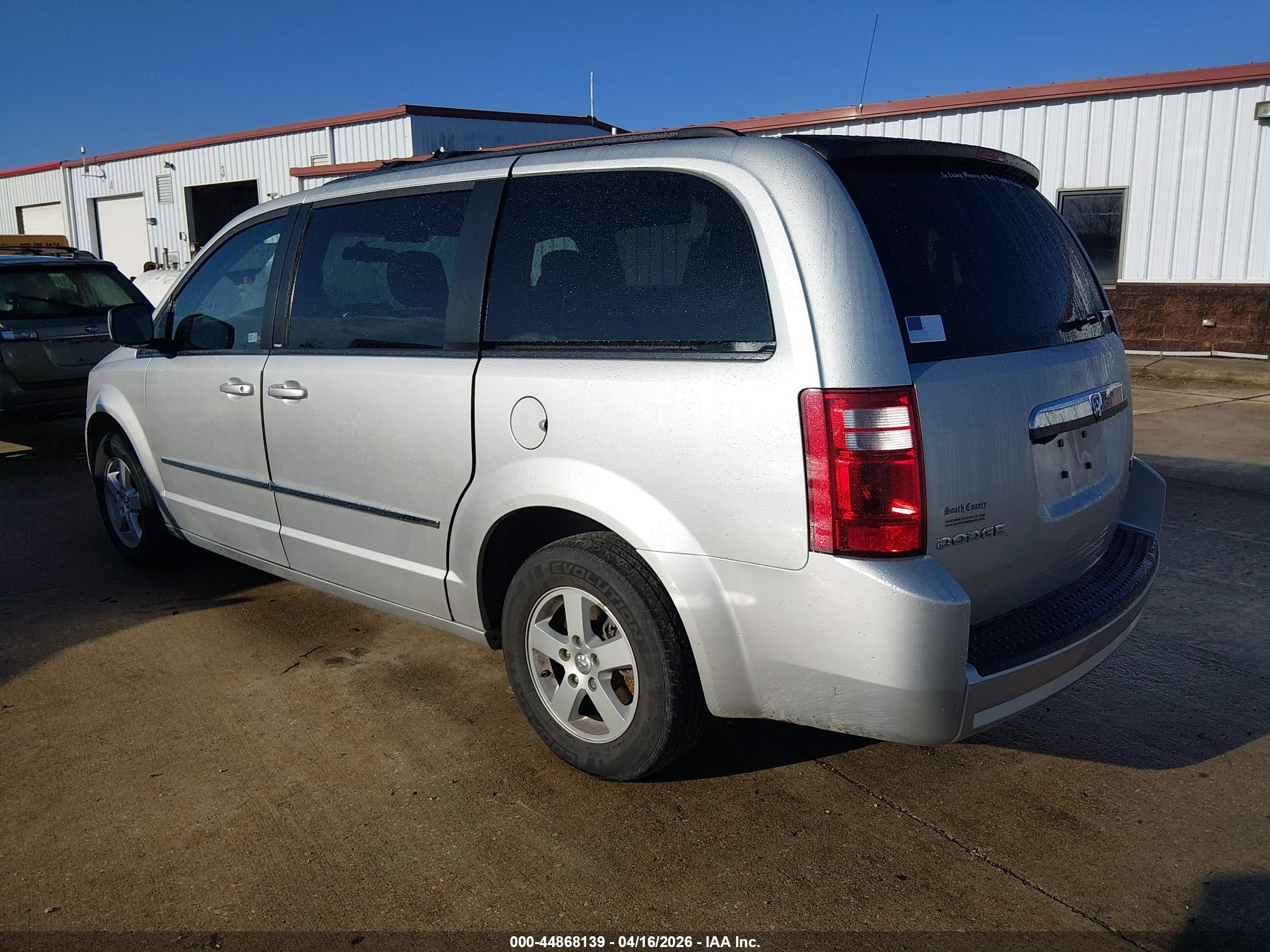 2010 Dodge Grand Caravan Sxt Silver vin: 2D4RN5D10AR237655