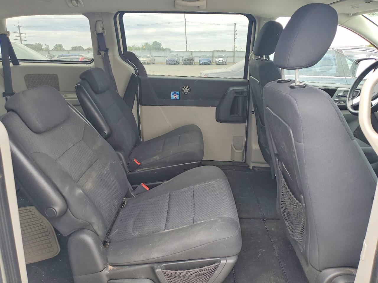 2010 Dodge Grand Caravan Sxt White vin: 2D4RN5D10AR247585