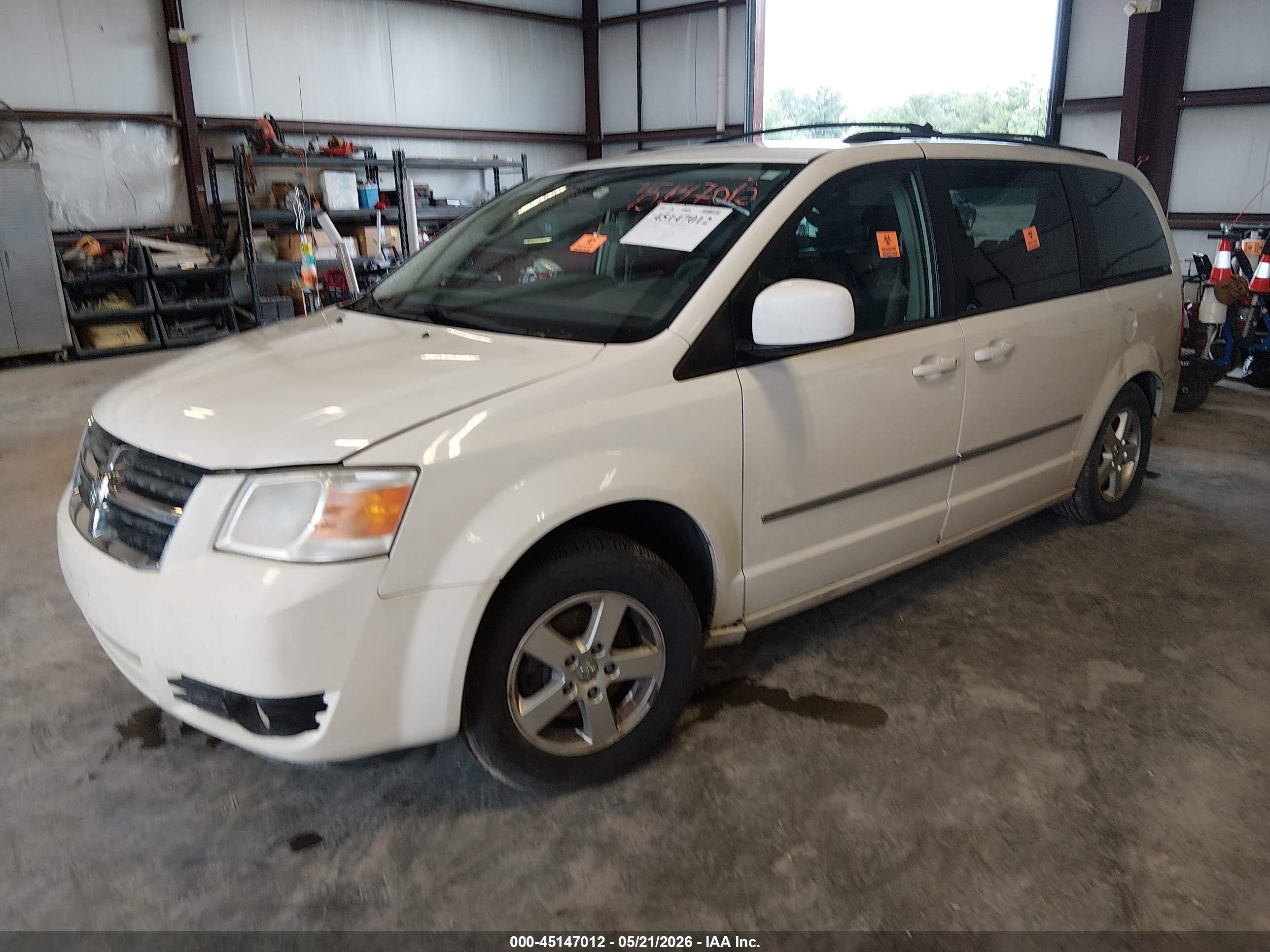2010 Dodge Grand Caravan Sxt White vin: 2D4RN5D10AR264483