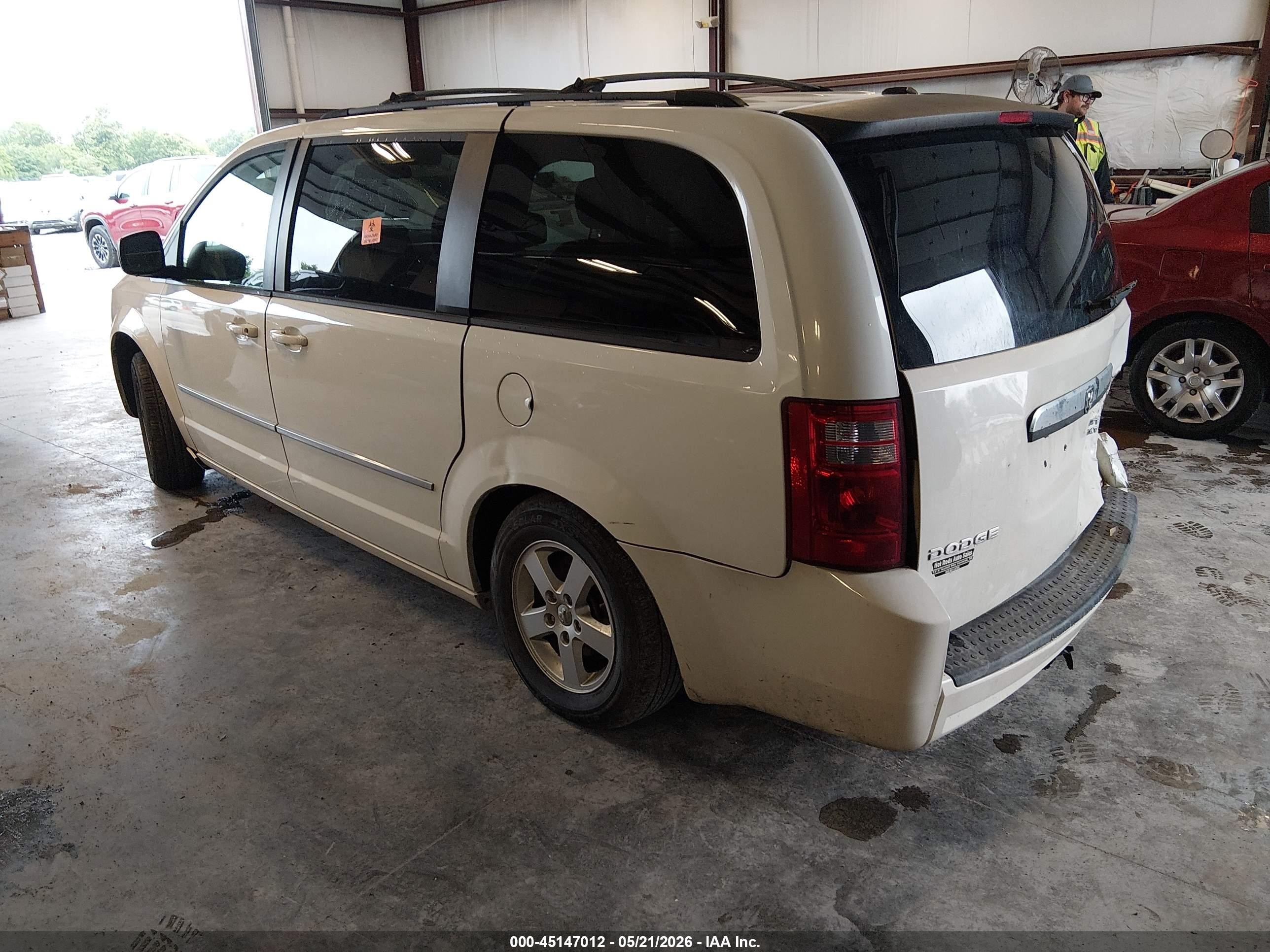 2010 Dodge Grand Caravan Sxt White vin: 2D4RN5D10AR264483