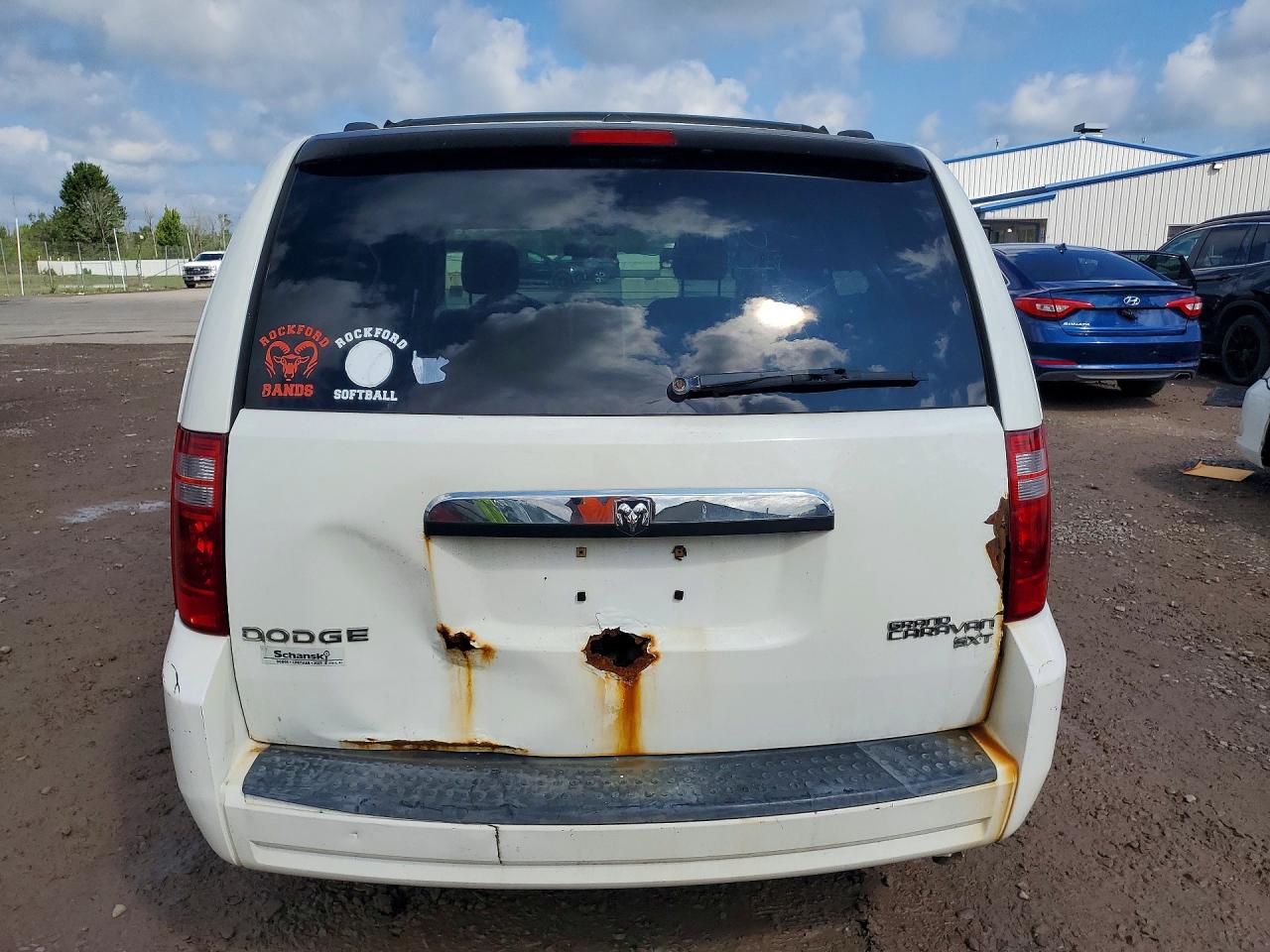 2010 Dodge Grand Caravan Sxt White vin: 2D4RN5D11AR107240