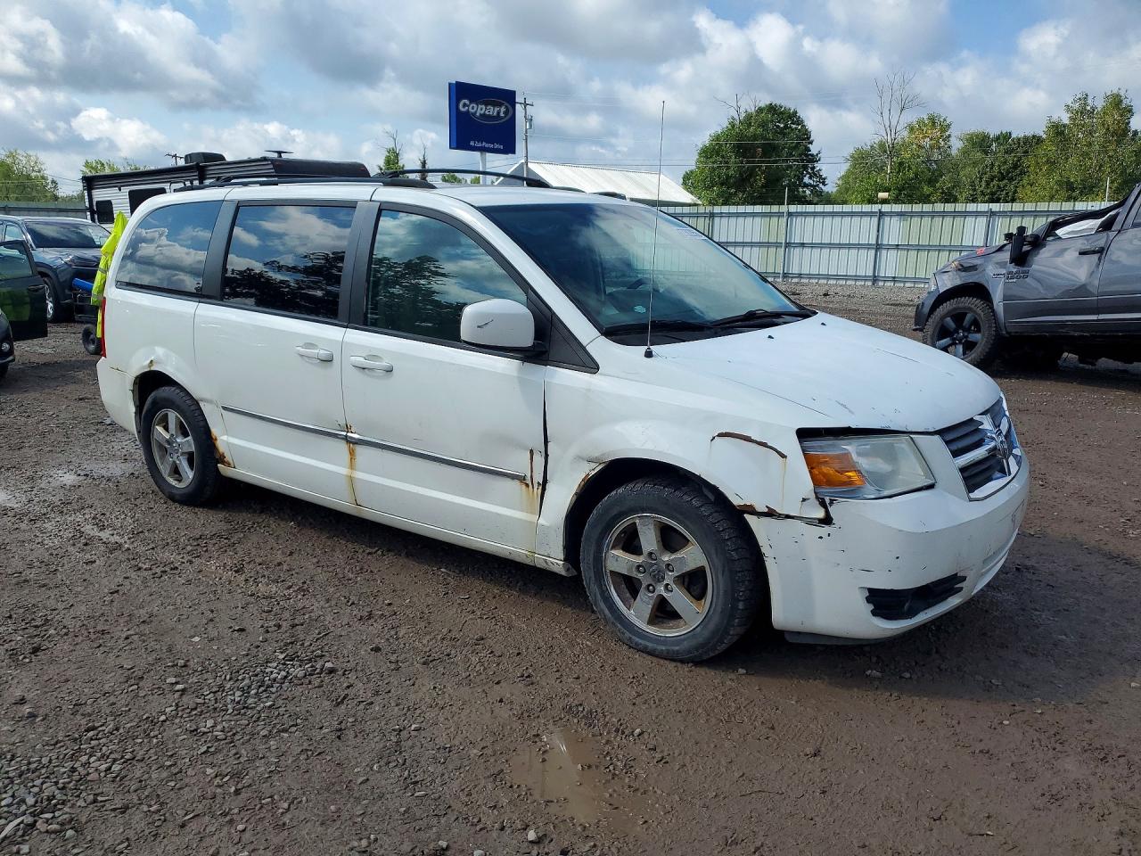 2010 Dodge Grand Caravan Sxt White vin: 2D4RN5D11AR107240