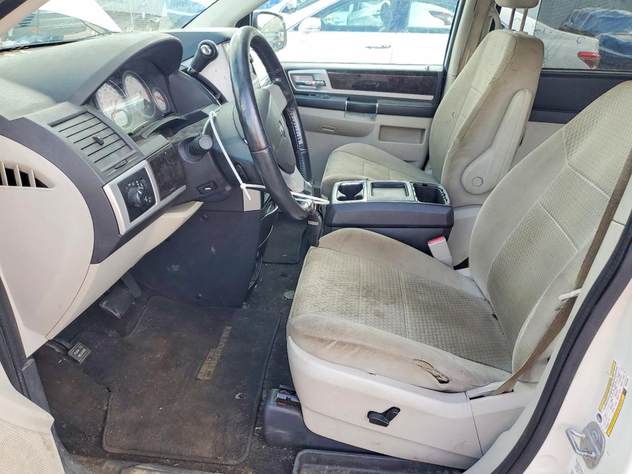 2010 Dodge Grand Caravan Sxt White vin: 2D4RN5D11AR107240