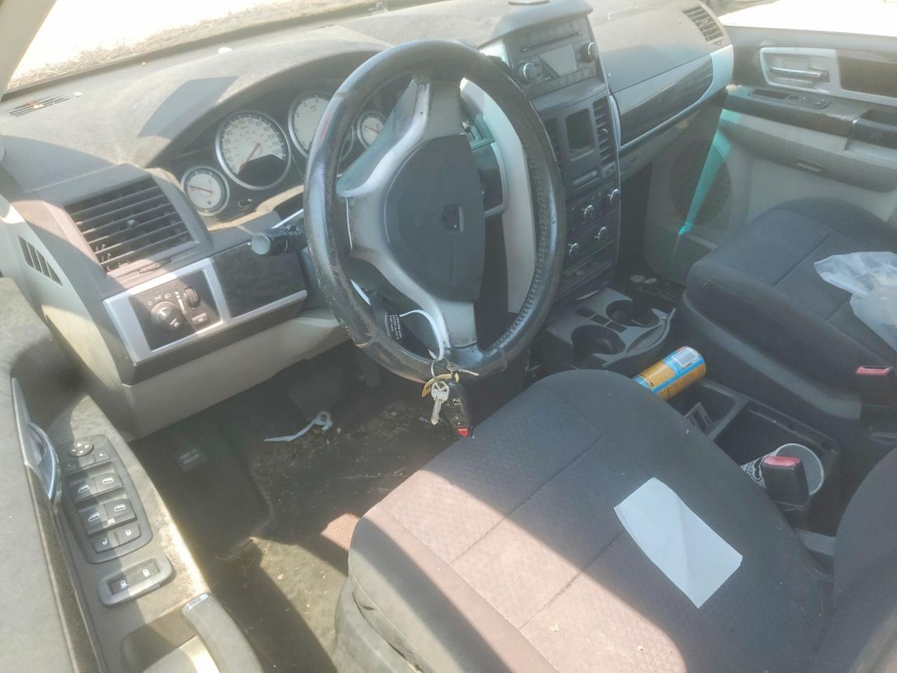 2010 Dodge Grand Caravan White vin: 2D4RN5D11AR155174