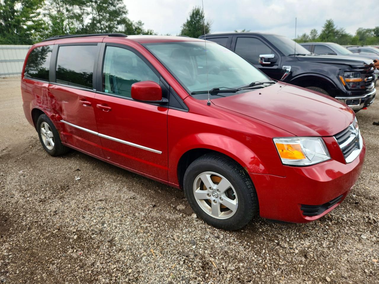 2010 Dodge Grand Caravan Sxt Red vin: 2D4RN5D11AR201358