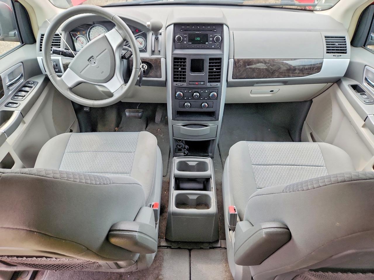 2010 Dodge Grand Caravan Sxt Red vin: 2D4RN5D11AR201358