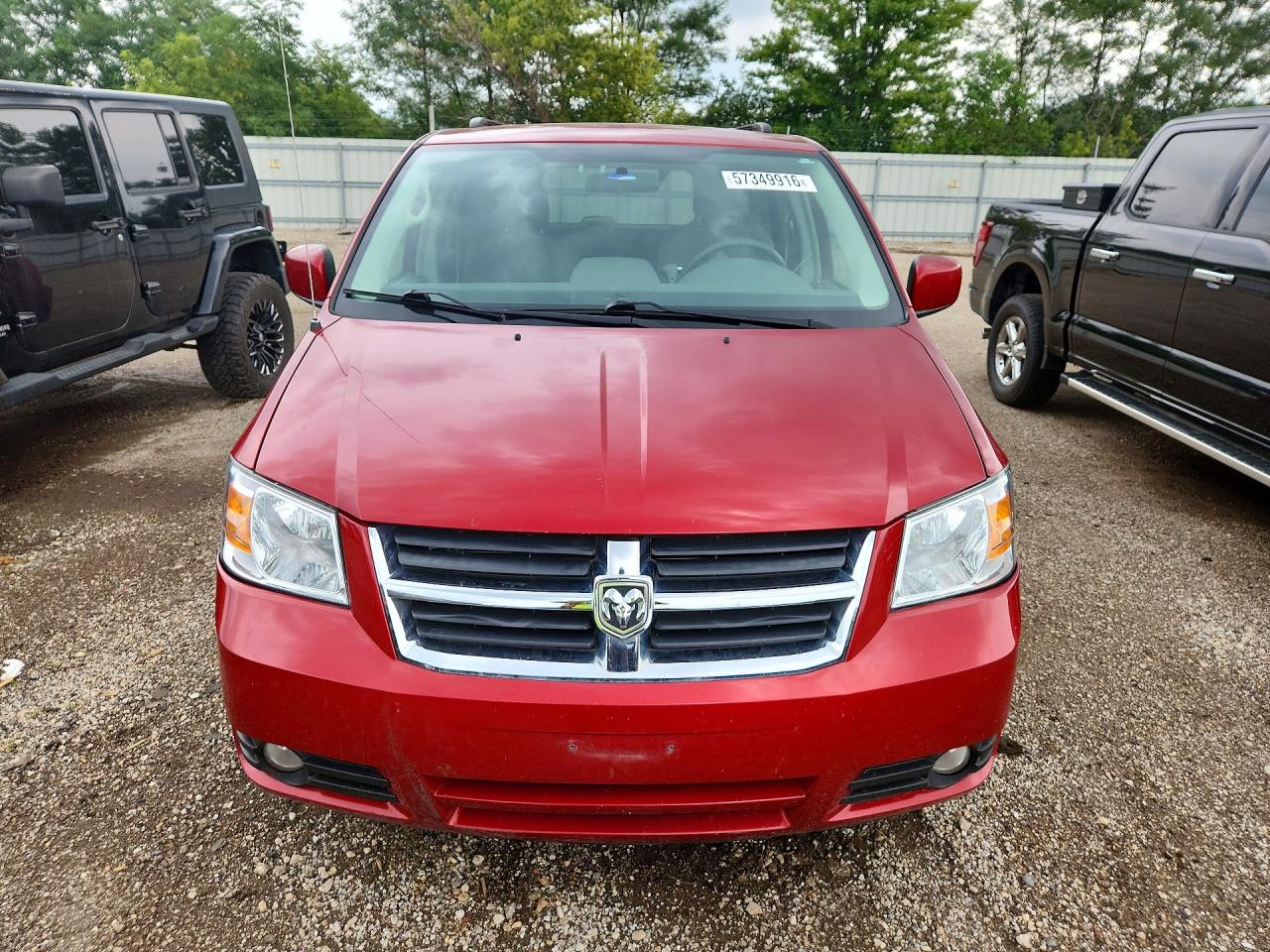 2010 Dodge Grand Caravan Sxt Red vin: 2D4RN5D11AR201358