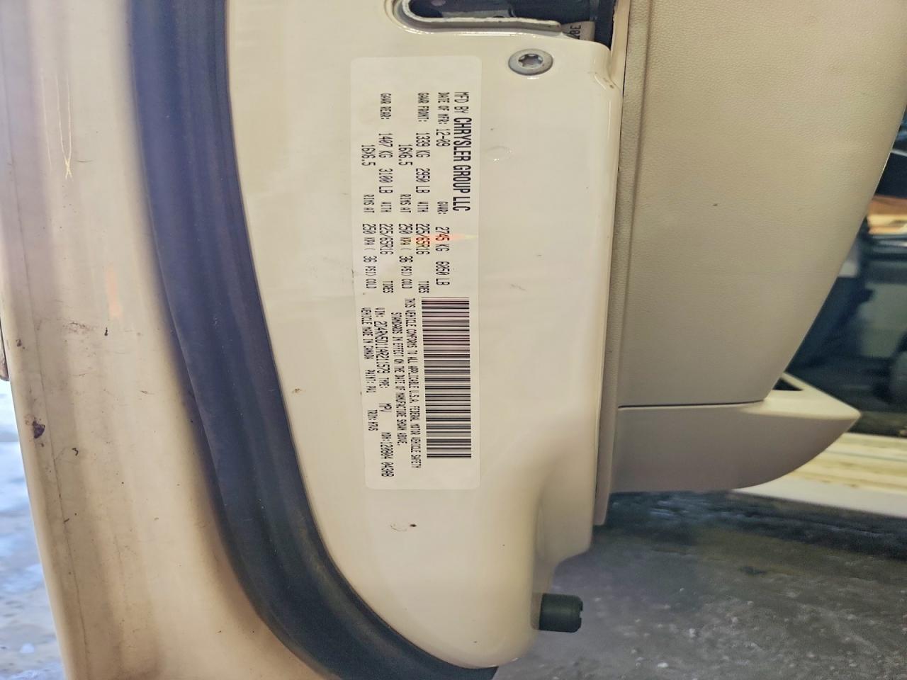2010 Dodge Grand Caravan Sxt White vin: 2D4RN5D11AR211579