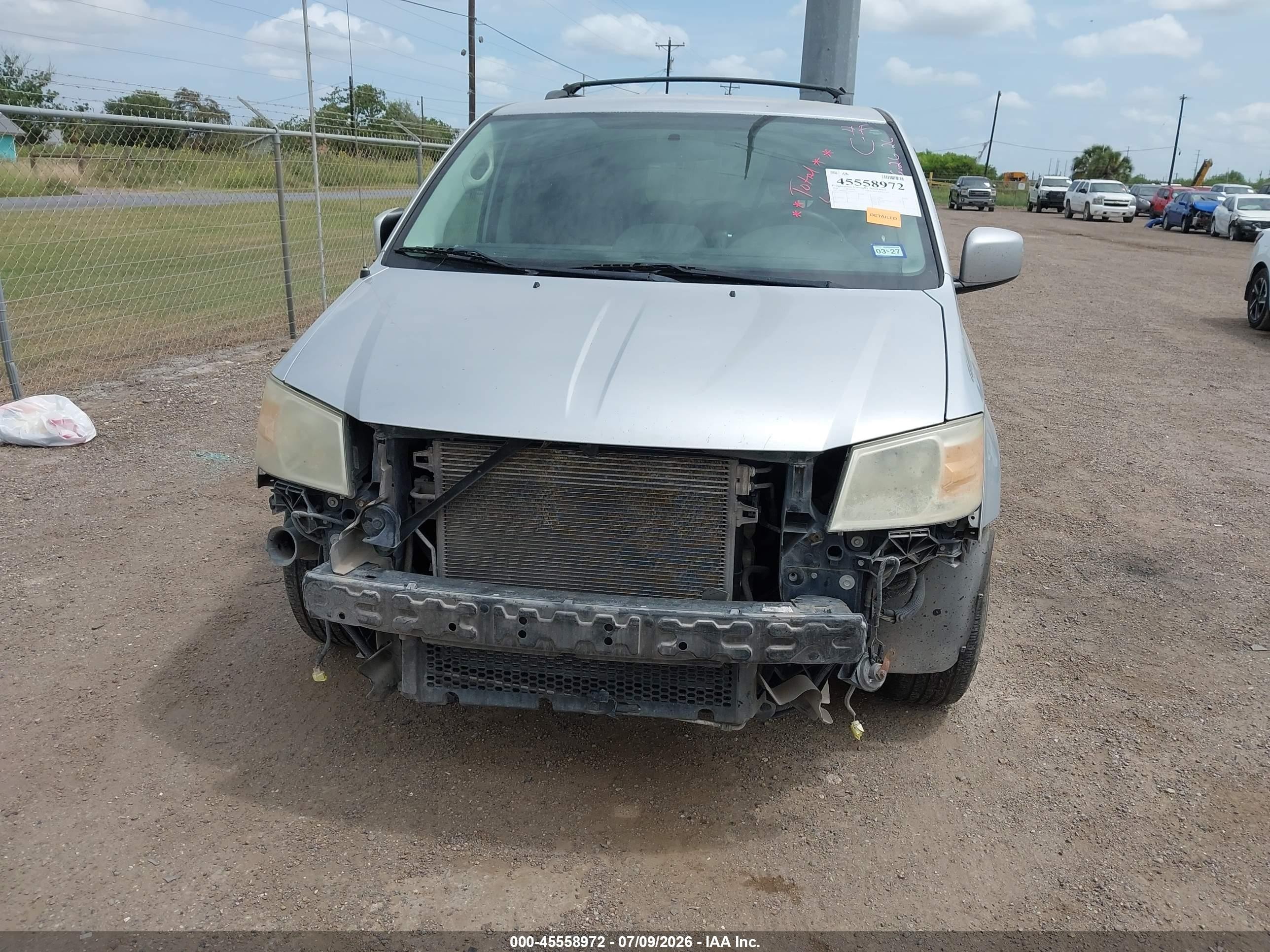 2010 Dodge Grand Caravan Sxt Silver vin: 2D4RN5D11AR262175