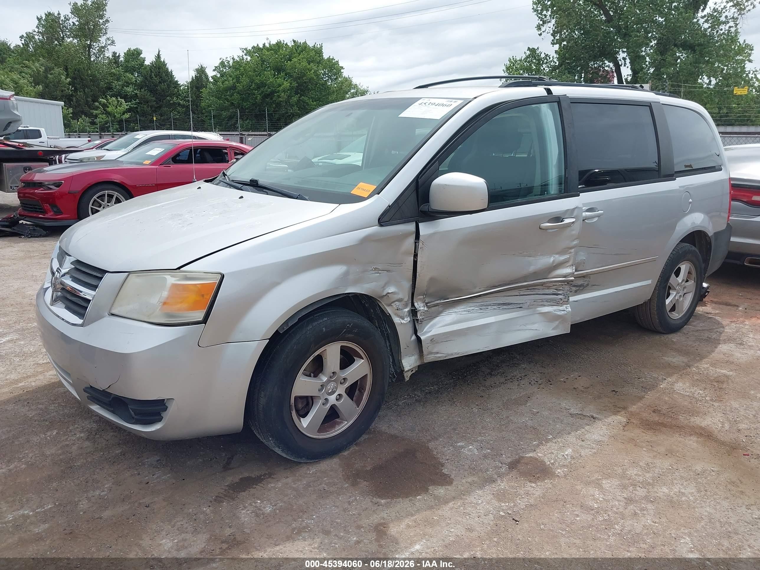2010 Dodge Grand Caravan Sxt Silver vin: 2D4RN5D11AR318051