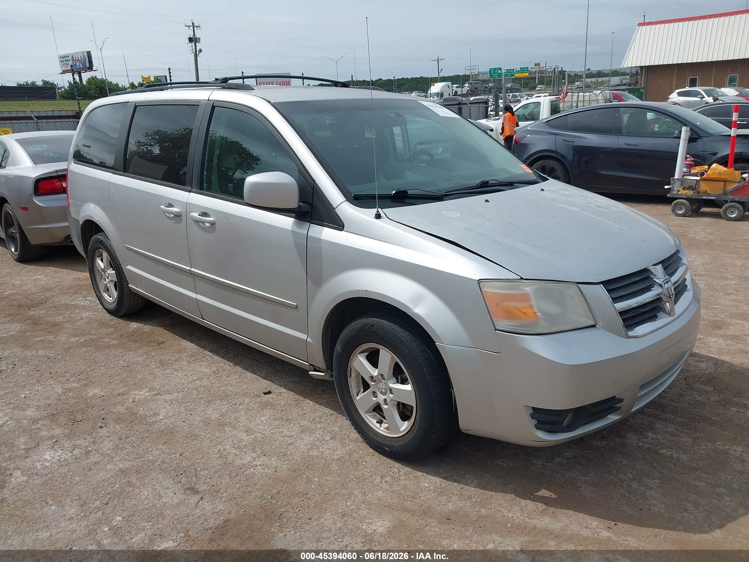2010 Dodge Grand Caravan Sxt Silver vin: 2D4RN5D11AR318051