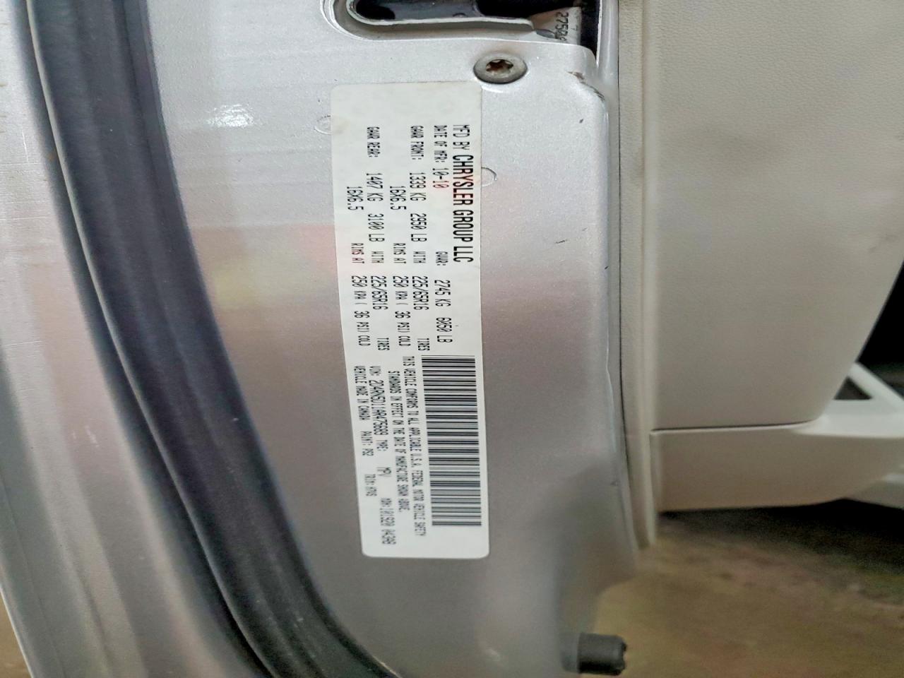 2010 Dodge Grand Caravan Sxt Silver vin: 2D4RN5D11AR475689
