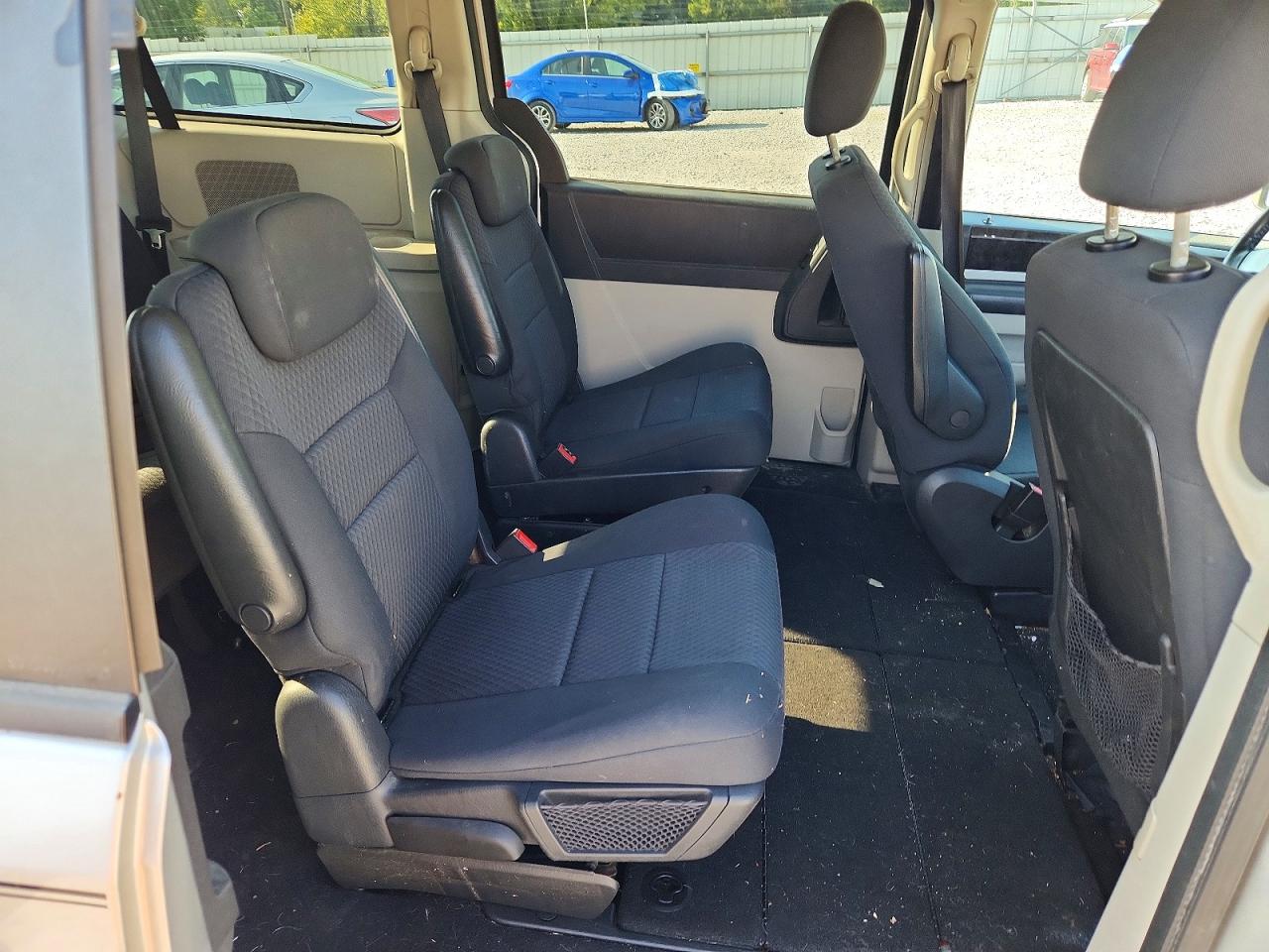 2010 Dodge Grand Caravan Sxt Gray vin: 2D4RN5D12AR215740