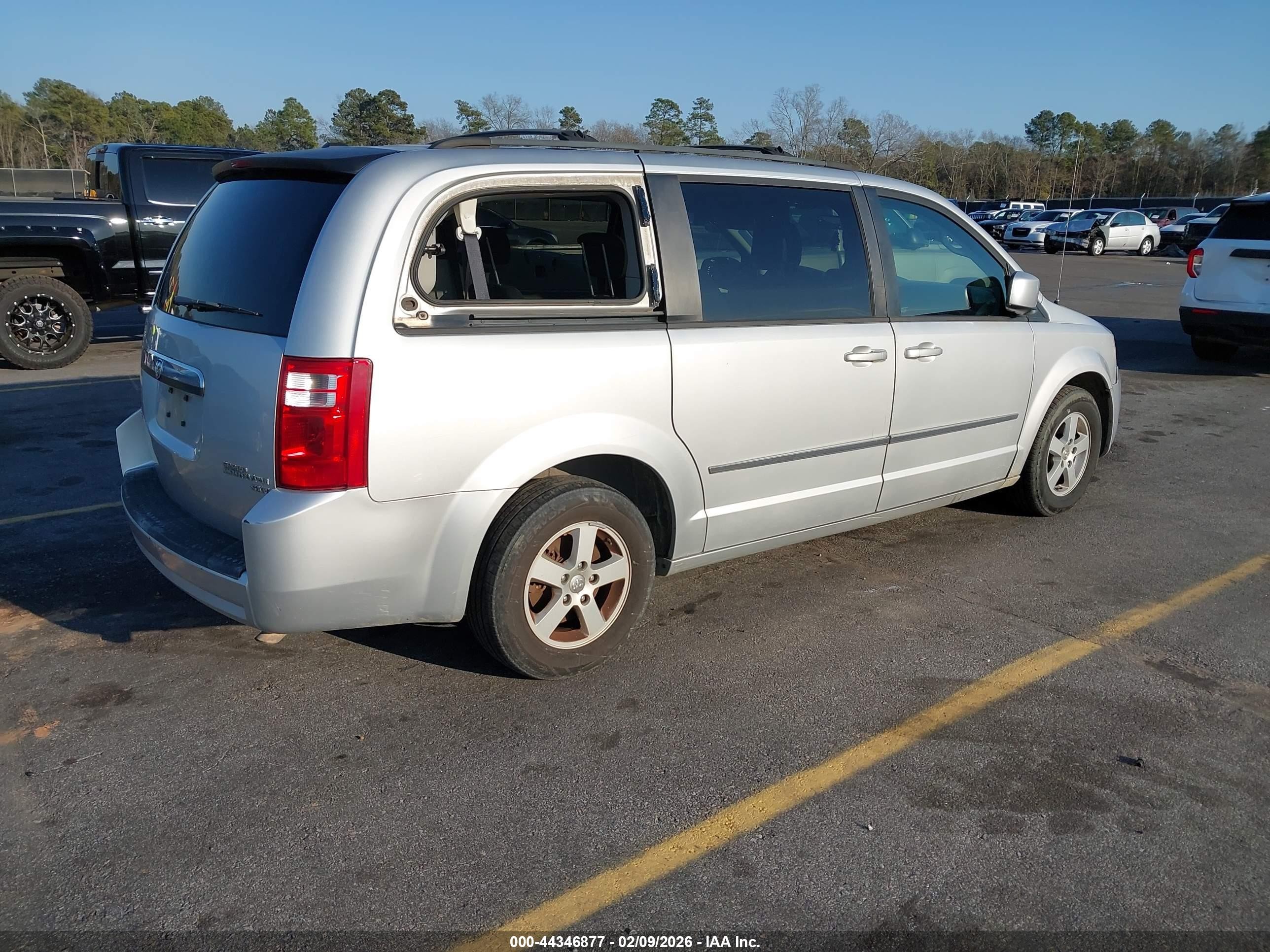 2010 Dodge Grand Caravan Sxt Silver vin: 2D4RN5D12AR409622