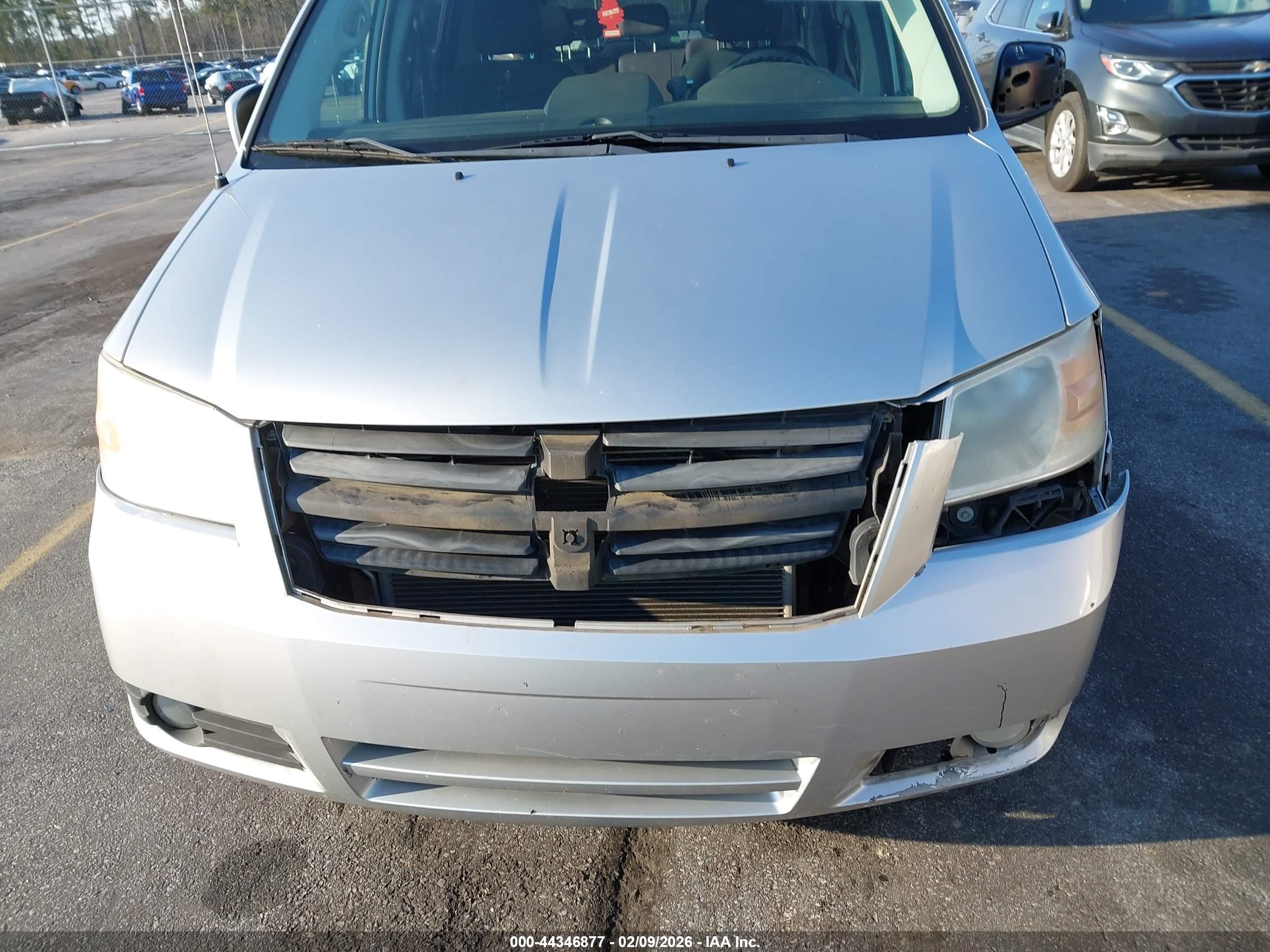 2010 Dodge Grand Caravan Sxt Silver vin: 2D4RN5D12AR409622