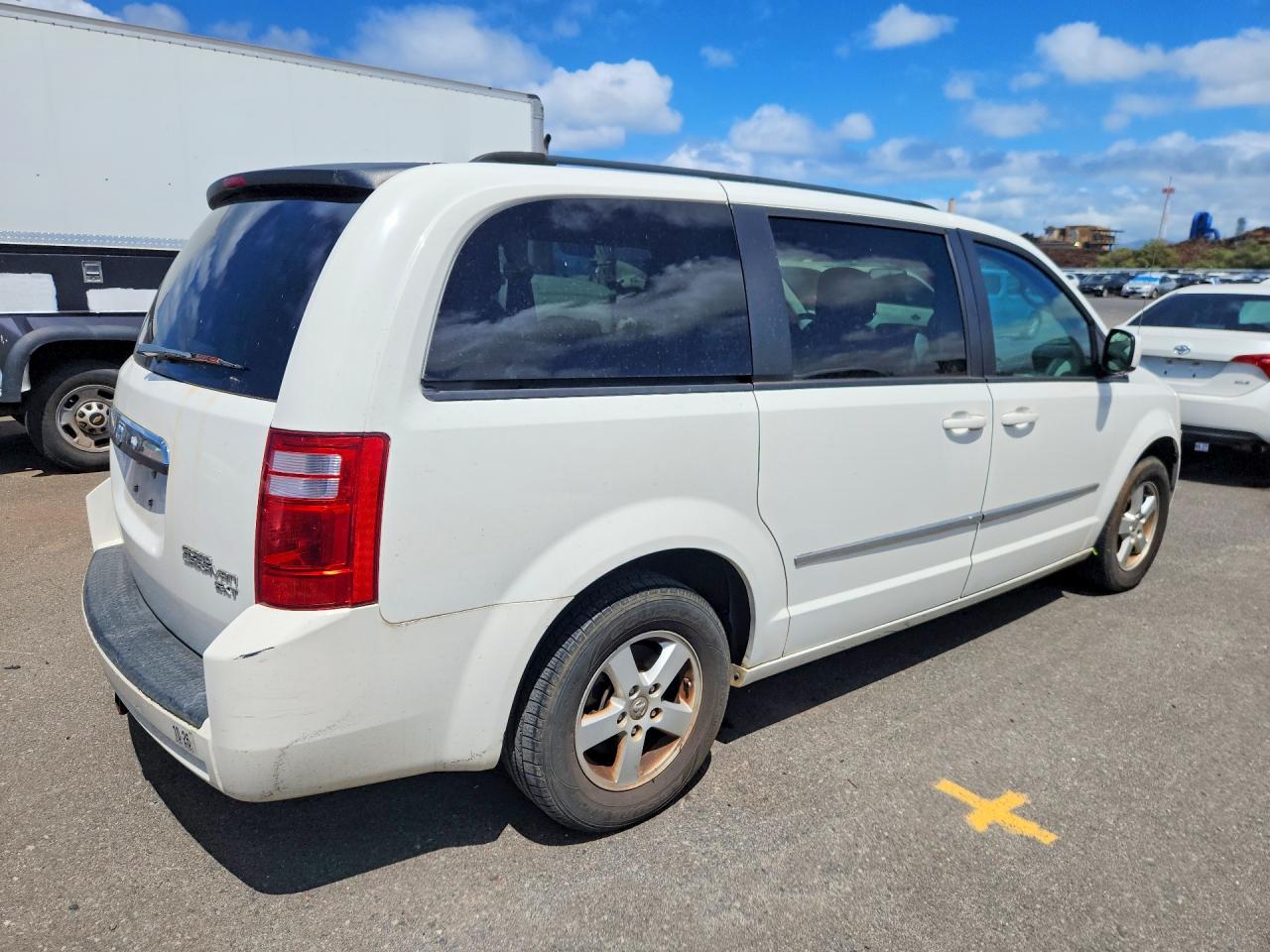 2010 Dodge Grand Caravan Sxt White vin: 2D4RN5D12AR484269