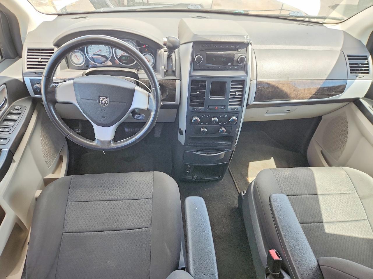 2010 Dodge Grand Caravan Sxt White vin: 2D4RN5D12AR484269