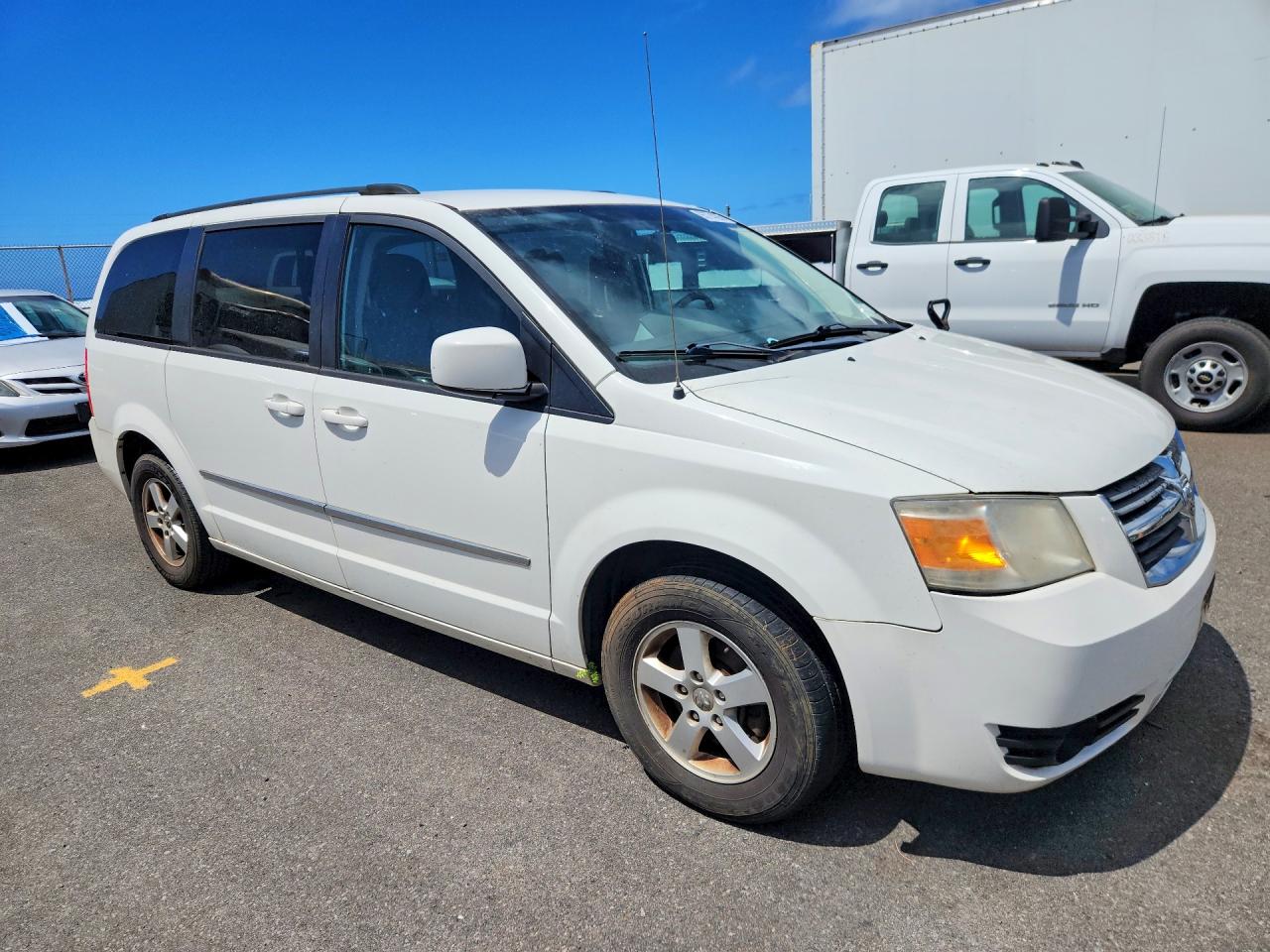 2010 Dodge Grand Caravan Sxt White vin: 2D4RN5D12AR484269