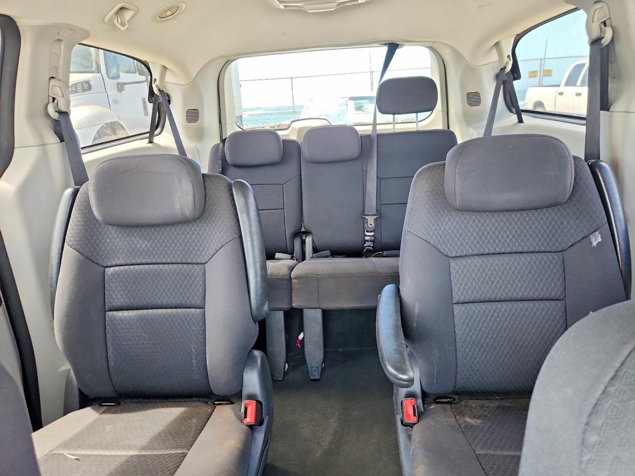 2010 Dodge Grand Caravan Sxt White vin: 2D4RN5D12AR484269