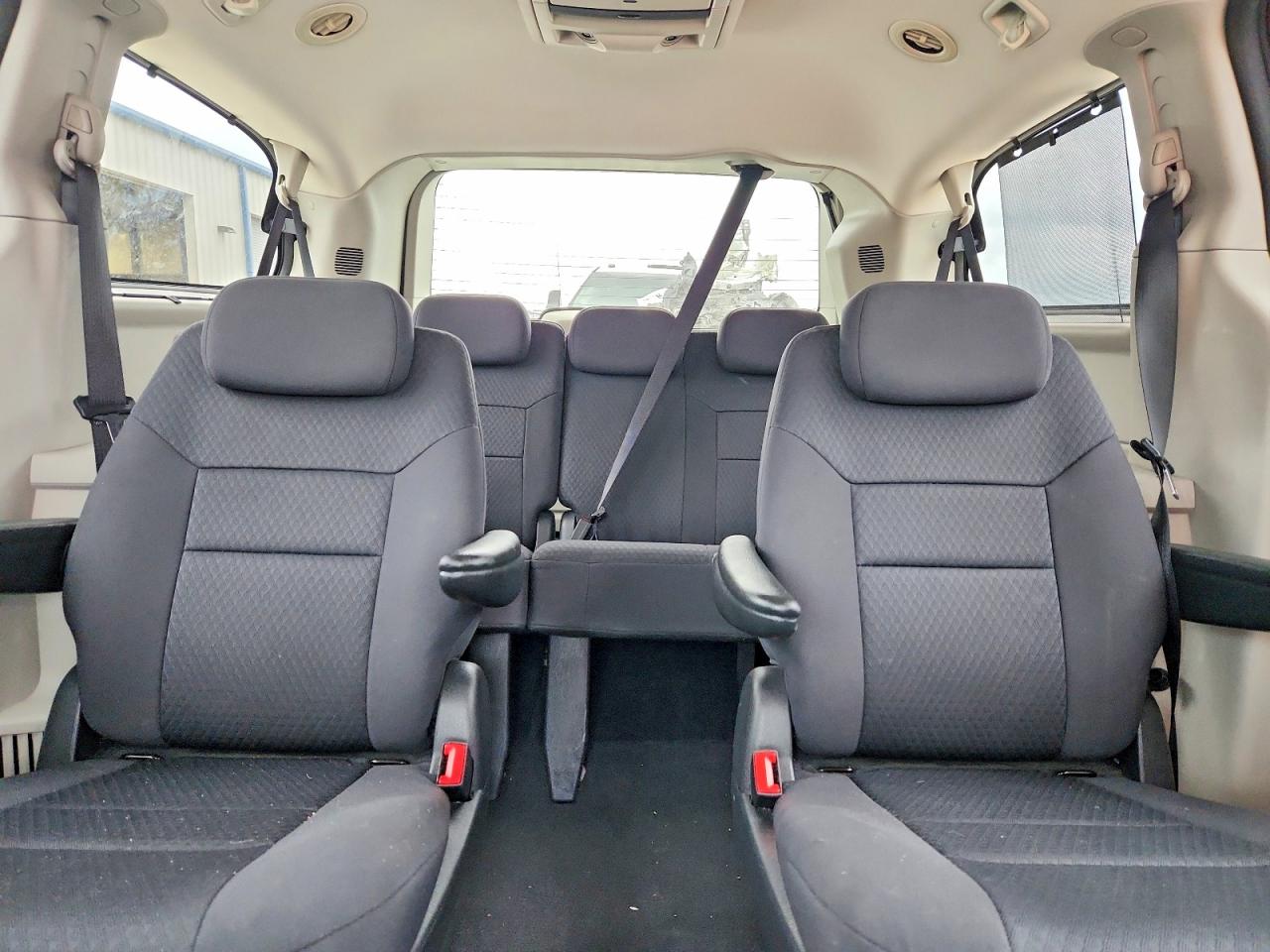 2010 Dodge Grand Caravan Sxt Red vin: 2D4RN5D13AR416675